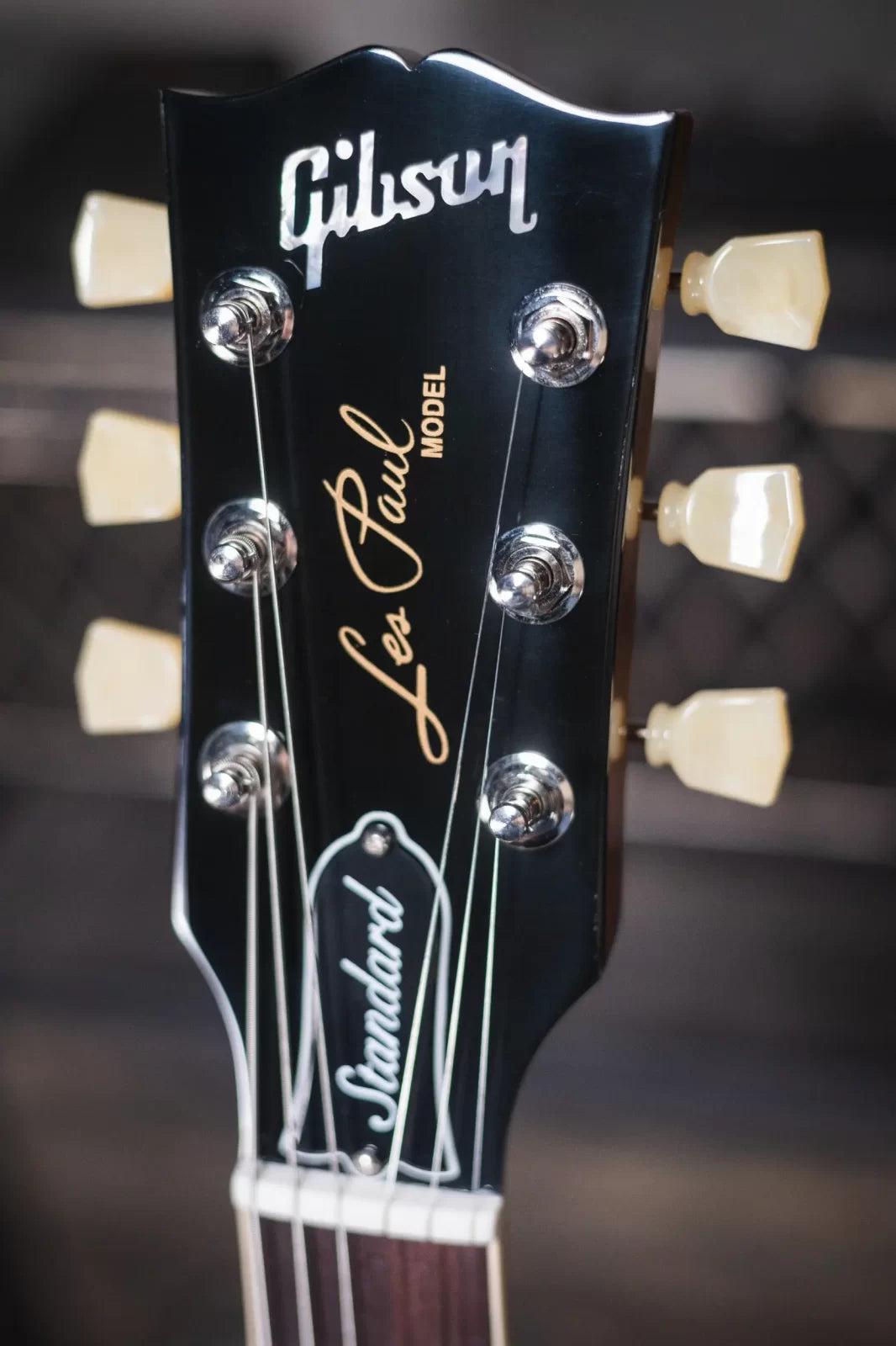 Gibson Les Paul Standard 50s Plain Top - Pelham Blue Top with Hardshell Case - Floor Model