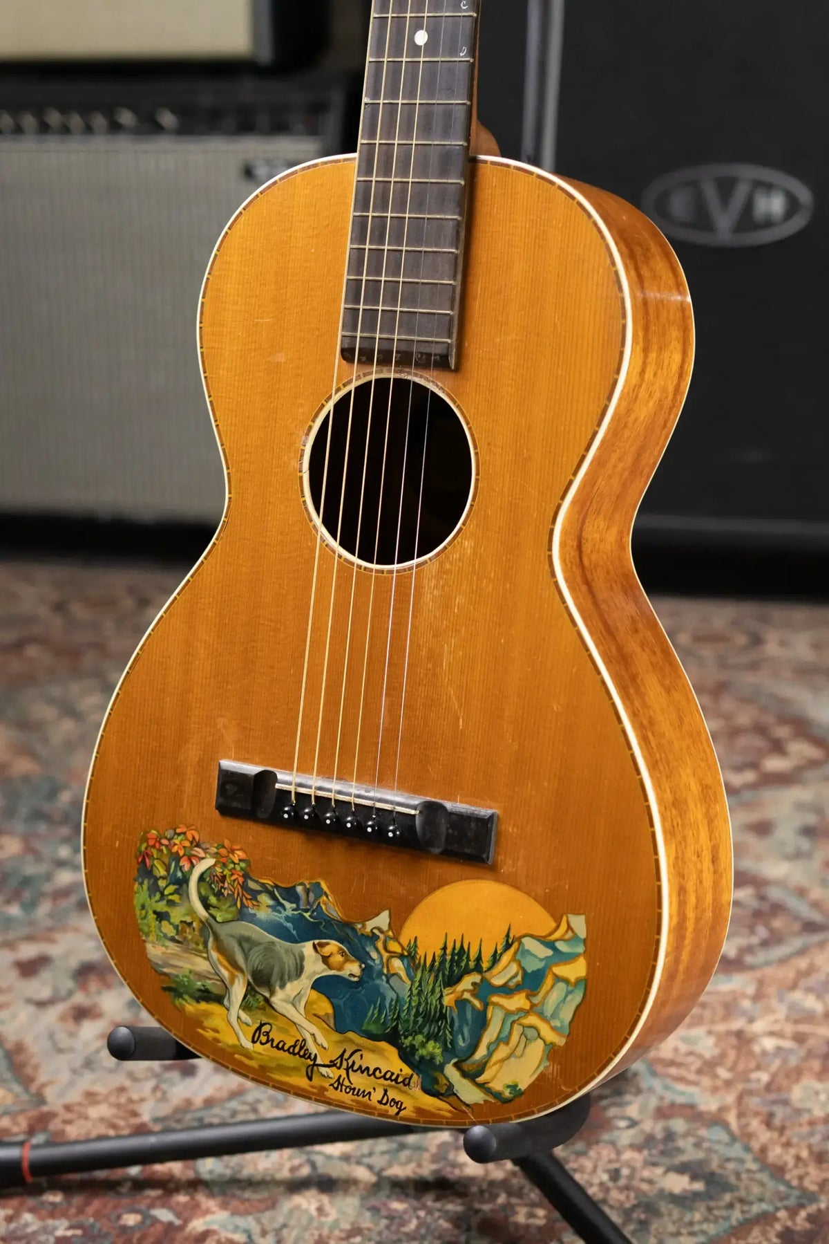 1929-1933 Supertone (Harmony) Bradley Kincaid “Houn' Dog” with Original Hardshell Case