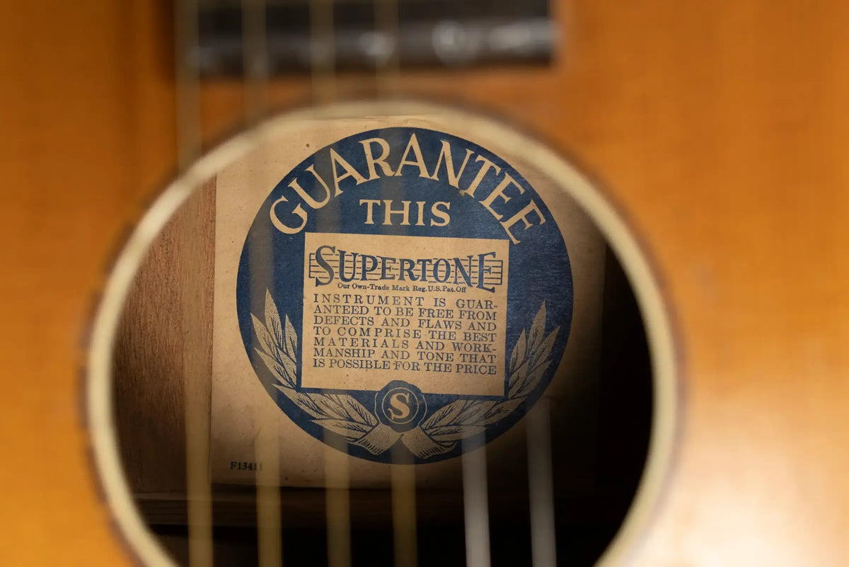 1929-1933 Supertone (Harmony) Bradley Kincaid “Houn' Dog” with Original Hardshell Case