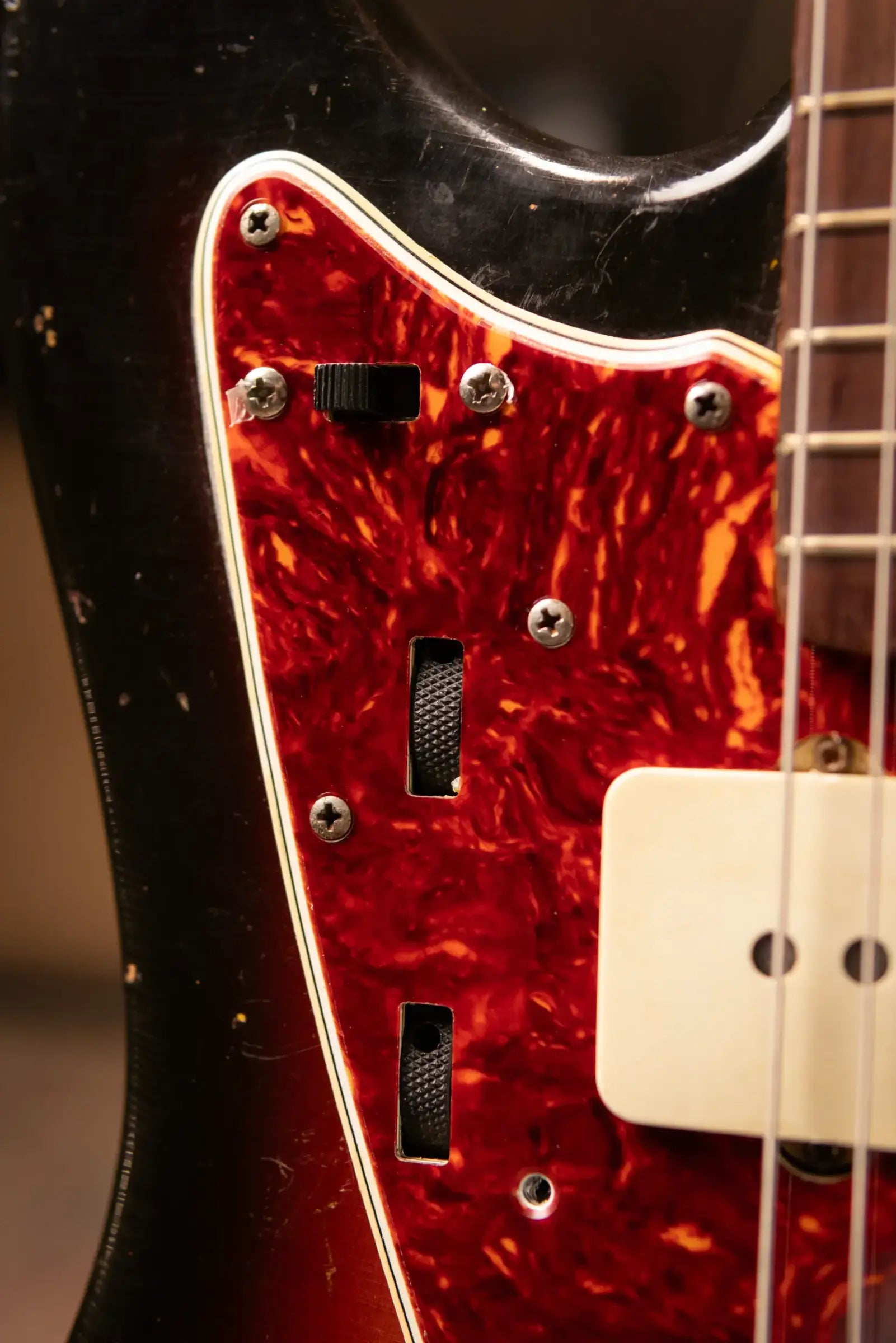 1962 Fender Jazzmaster Electric Guitar - 3-Tone Sunburst with Hardshell Case - Used