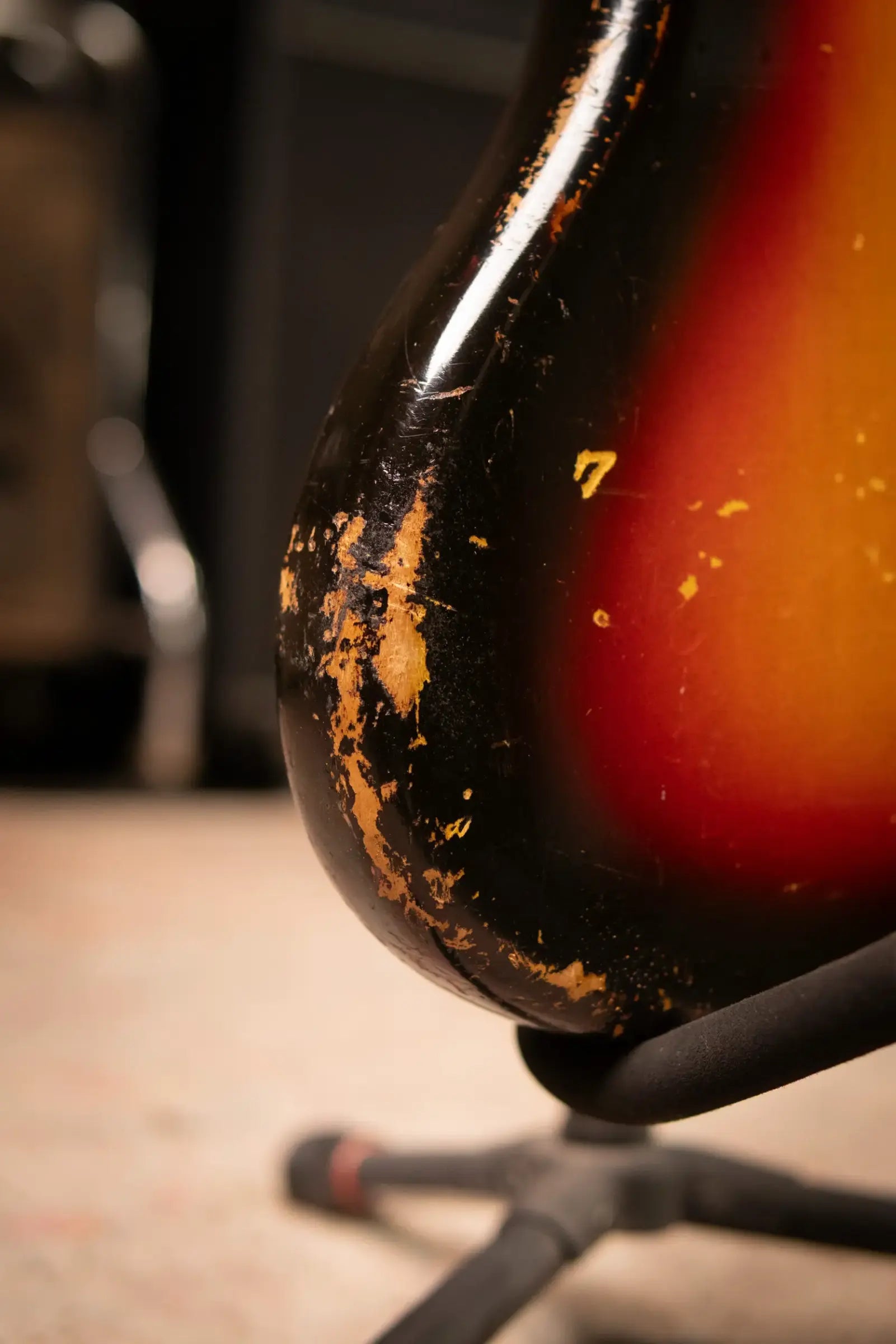 1962 Fender Jazzmaster Electric Guitar - 3-Tone Sunburst with Hardshell Case - Used