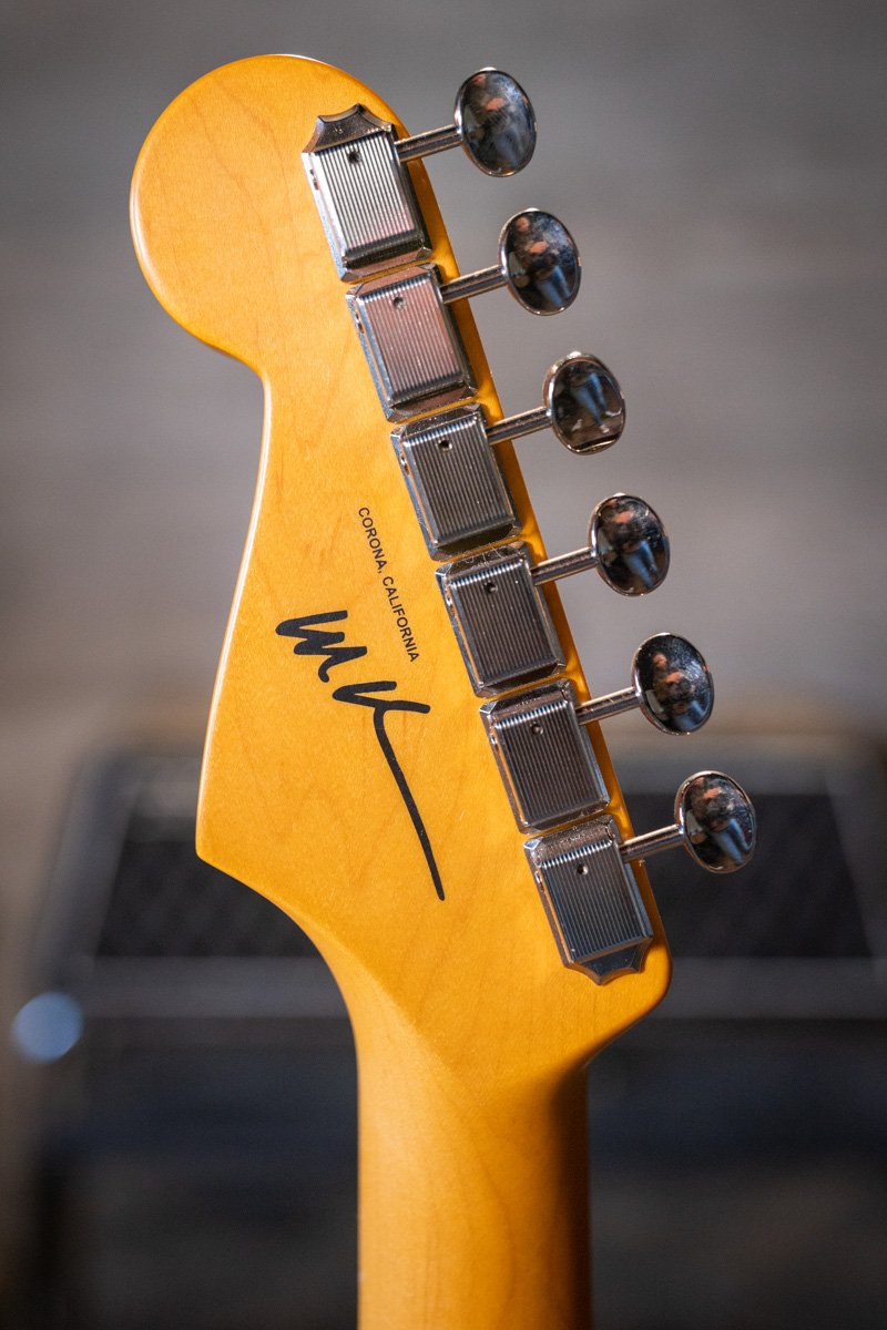 Fender Michael Landau Coma Stratocaster - Coma Red with Vintage-Style Navy Blue Hardshell Case - Demo
