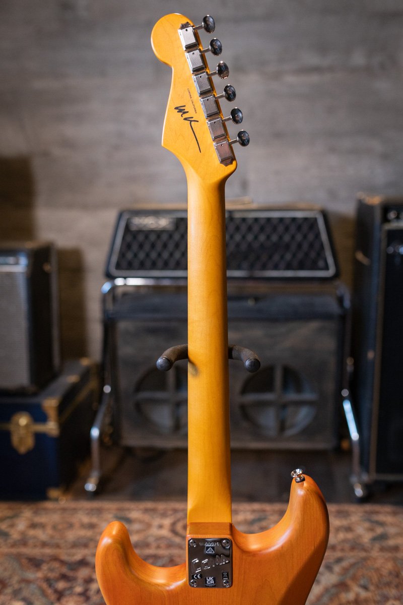 Fender Michael Landau Coma Stratocaster - Coma Red with Vintage-Style Navy Blue Hardshell Case - Demo