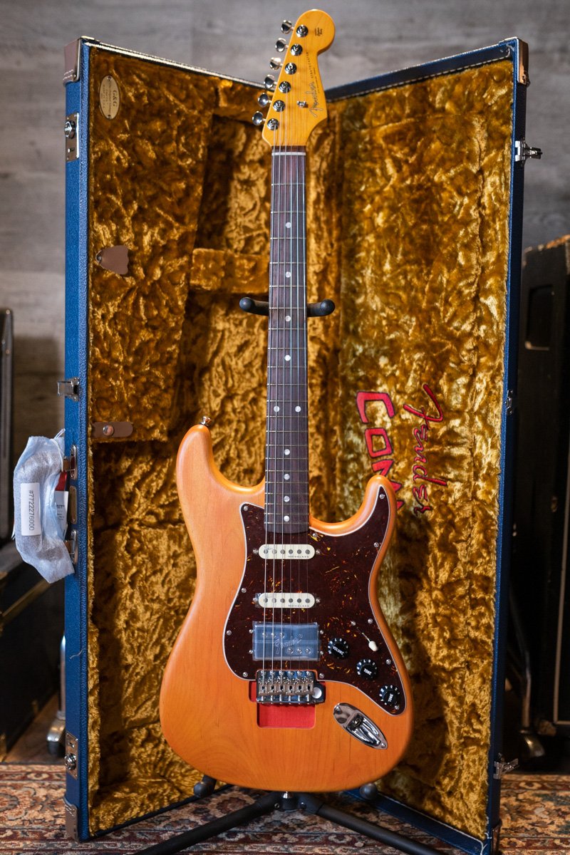 Fender Michael Landau Coma Stratocaster - Coma Red with Vintage-Style Navy Blue Hardshell Case - Demo