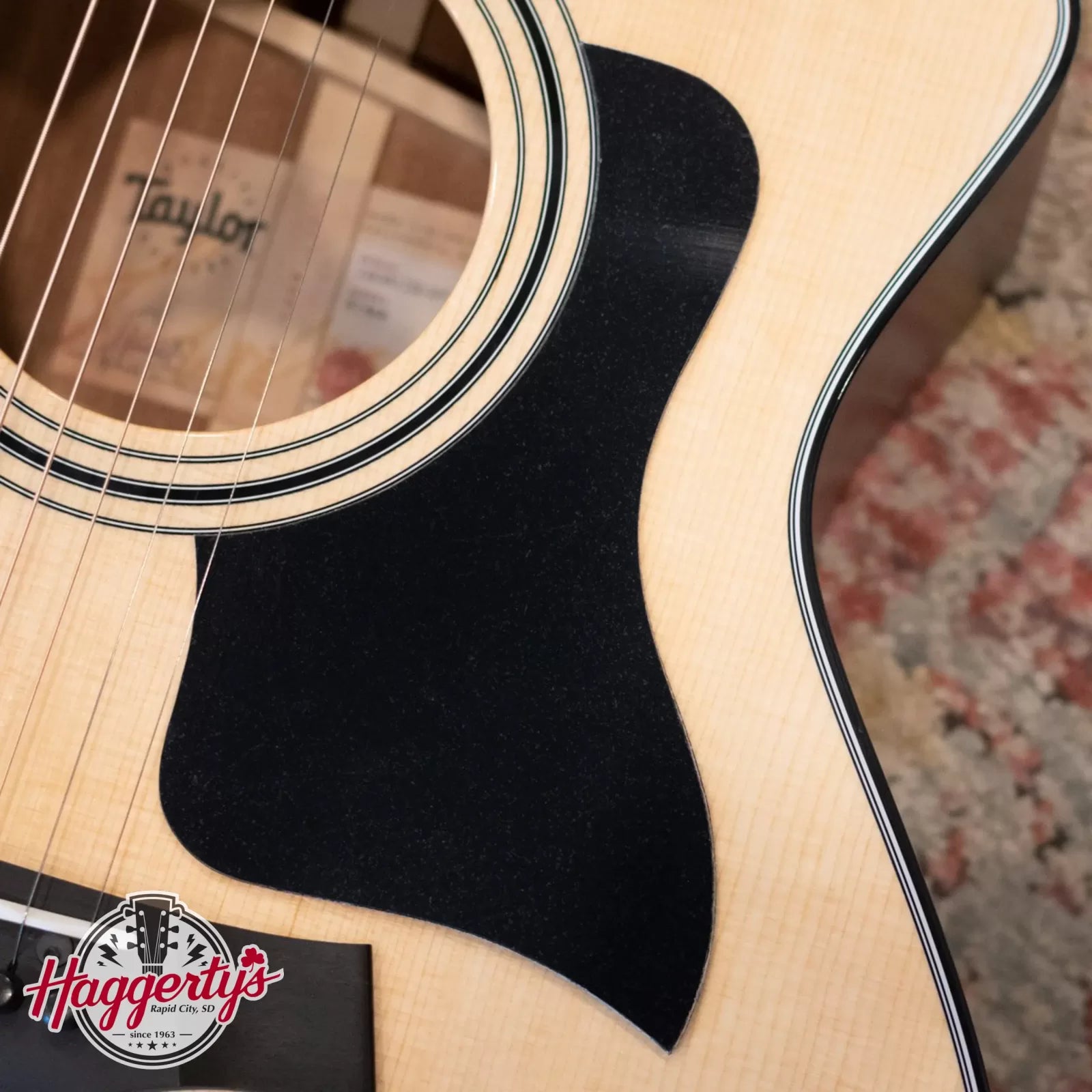 Taylor Pickguard Right Handed, GA/GS 5.5", Black