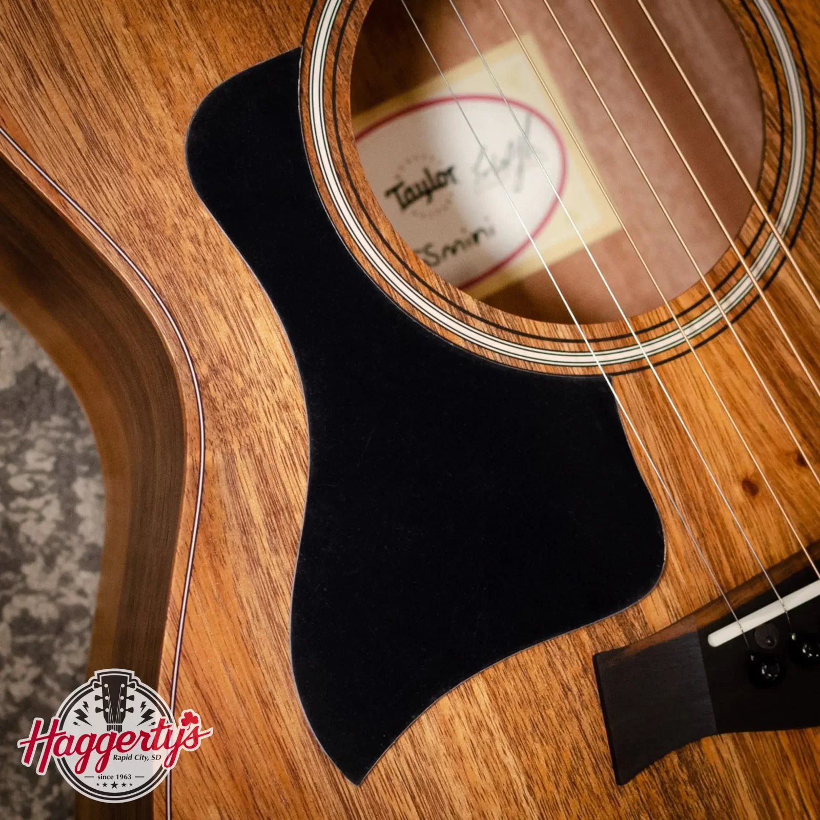 Taylor Pickguard, Left Handed, GS Mini, Black