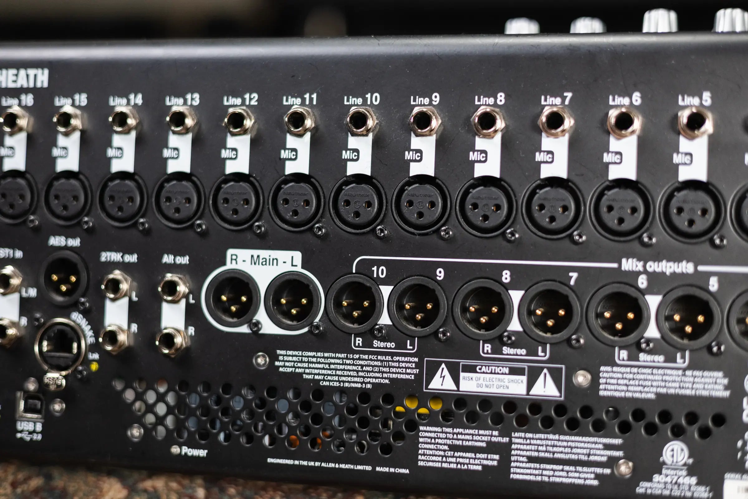 Allen and Heath QU-16 Chrome Edition 16-Channel Digital Mixer - Used