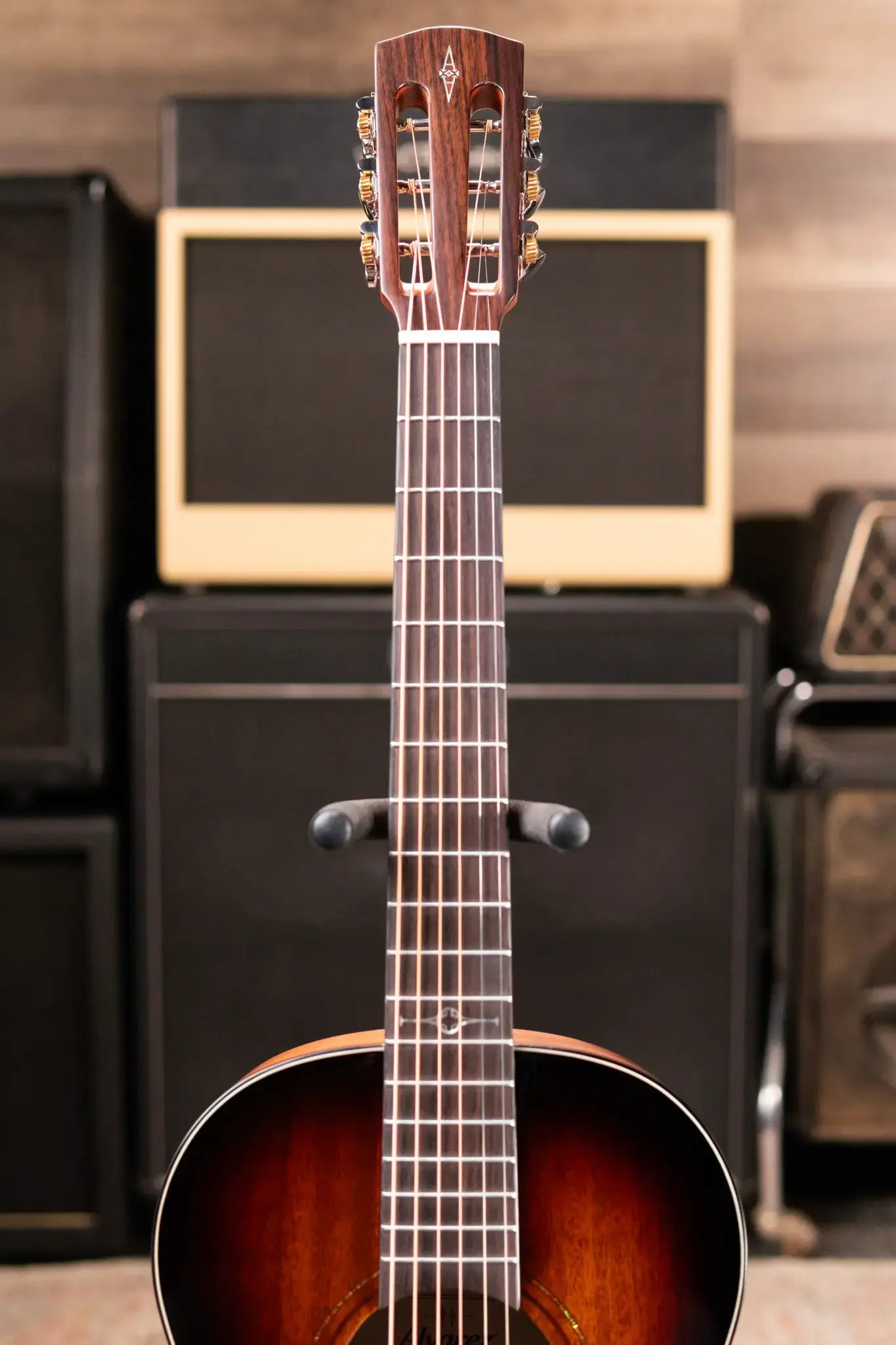 Alvarez AP66e Artist Series Acoustic/Electric Guitar - Shadowburst