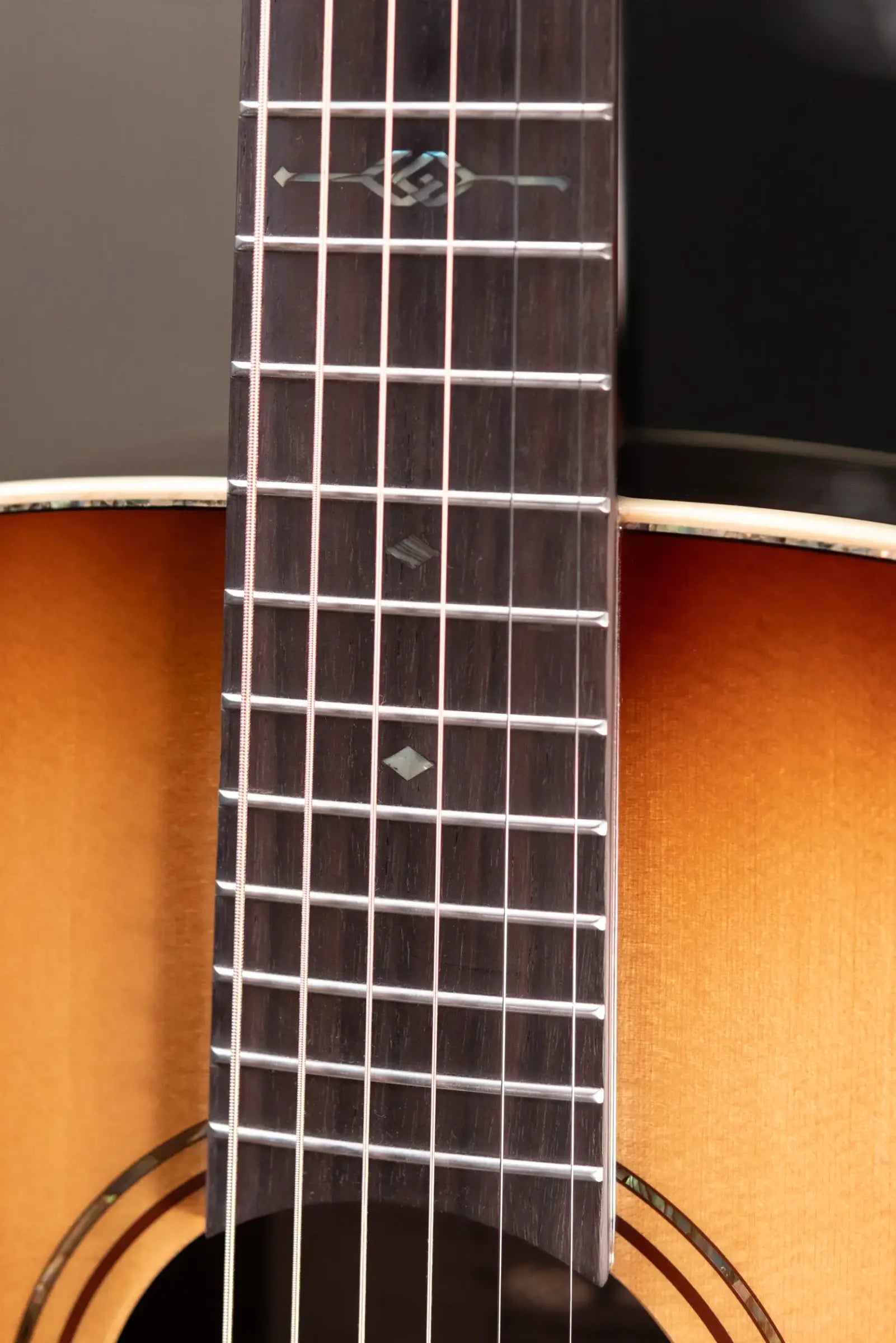 Alvarez MF70 Masterworks Limited 60th Diamond Anniversary OM Acoustic Guitar - Shadowburst