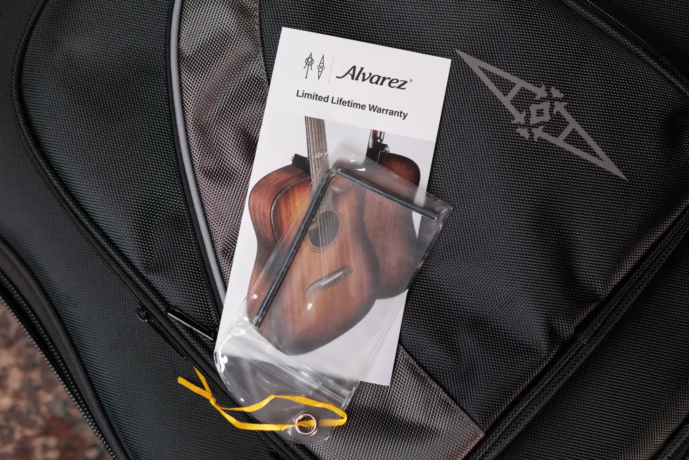 Alvarez MF70 Masterworks Limited 60th Diamond Anniversary OM Acoustic Guitar - Shadowburst