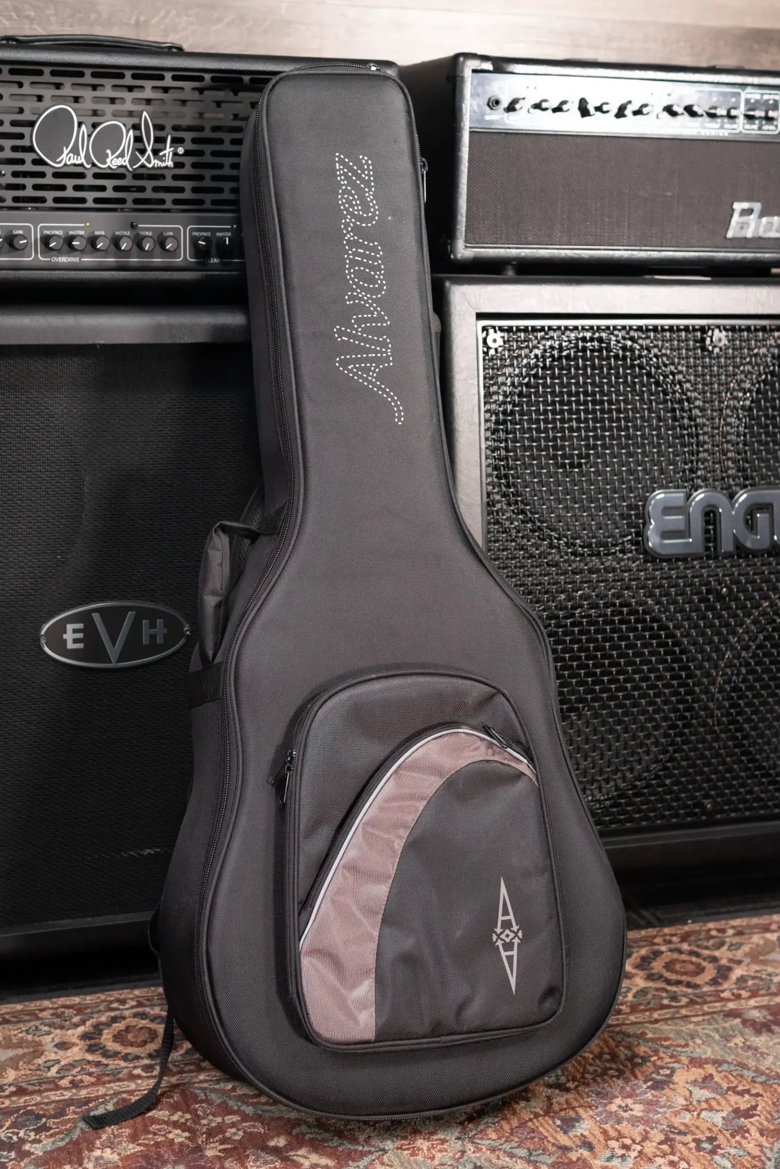 Alvarez MF70 Masterworks Limited 60th Diamond Anniversary OM Acoustic Guitar - Shadowburst