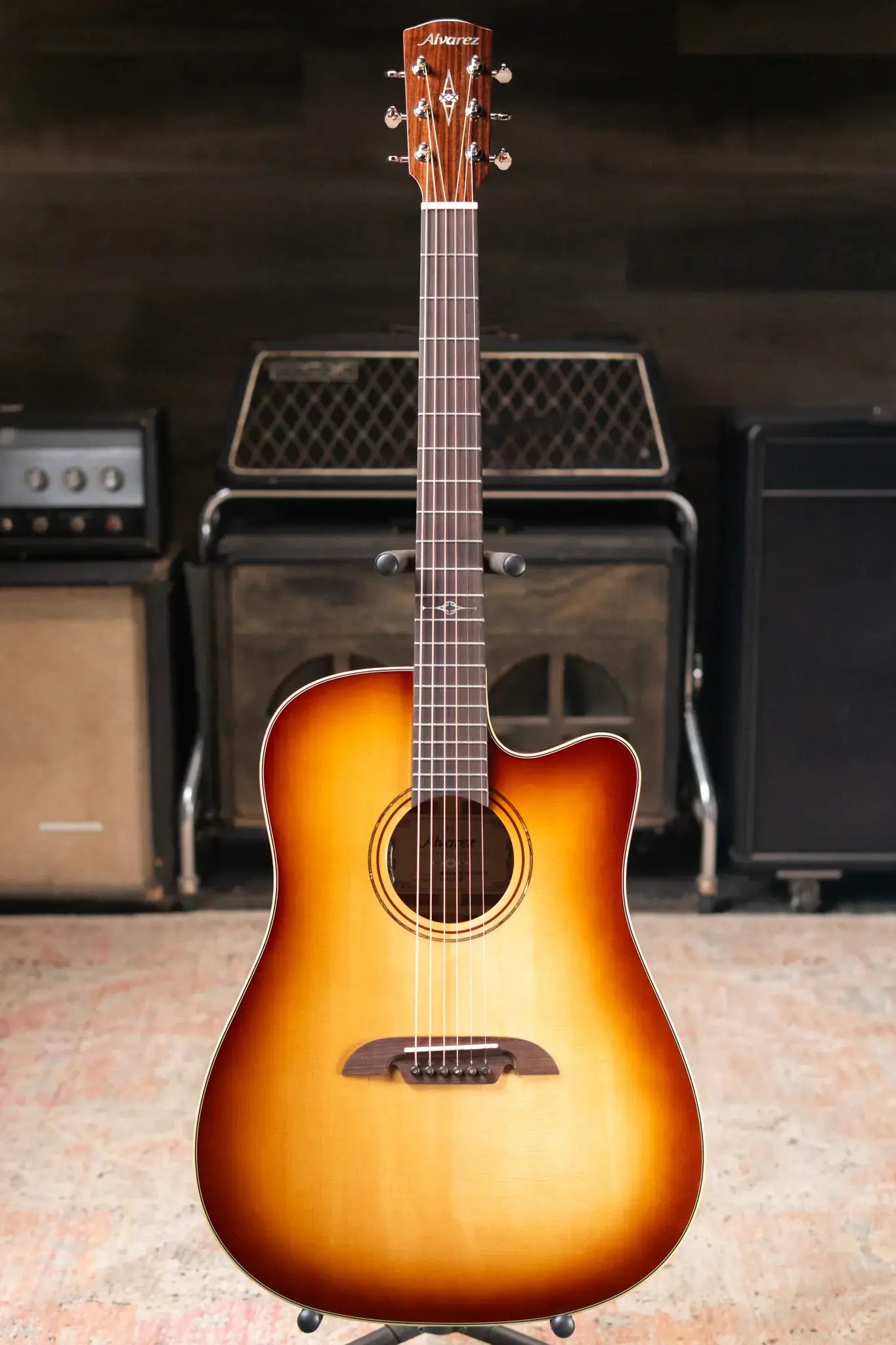Alvarez Masterworks MD60ce Dreadnought Acoustic/Electric Guitar - Shadowburst with Hardshell Case