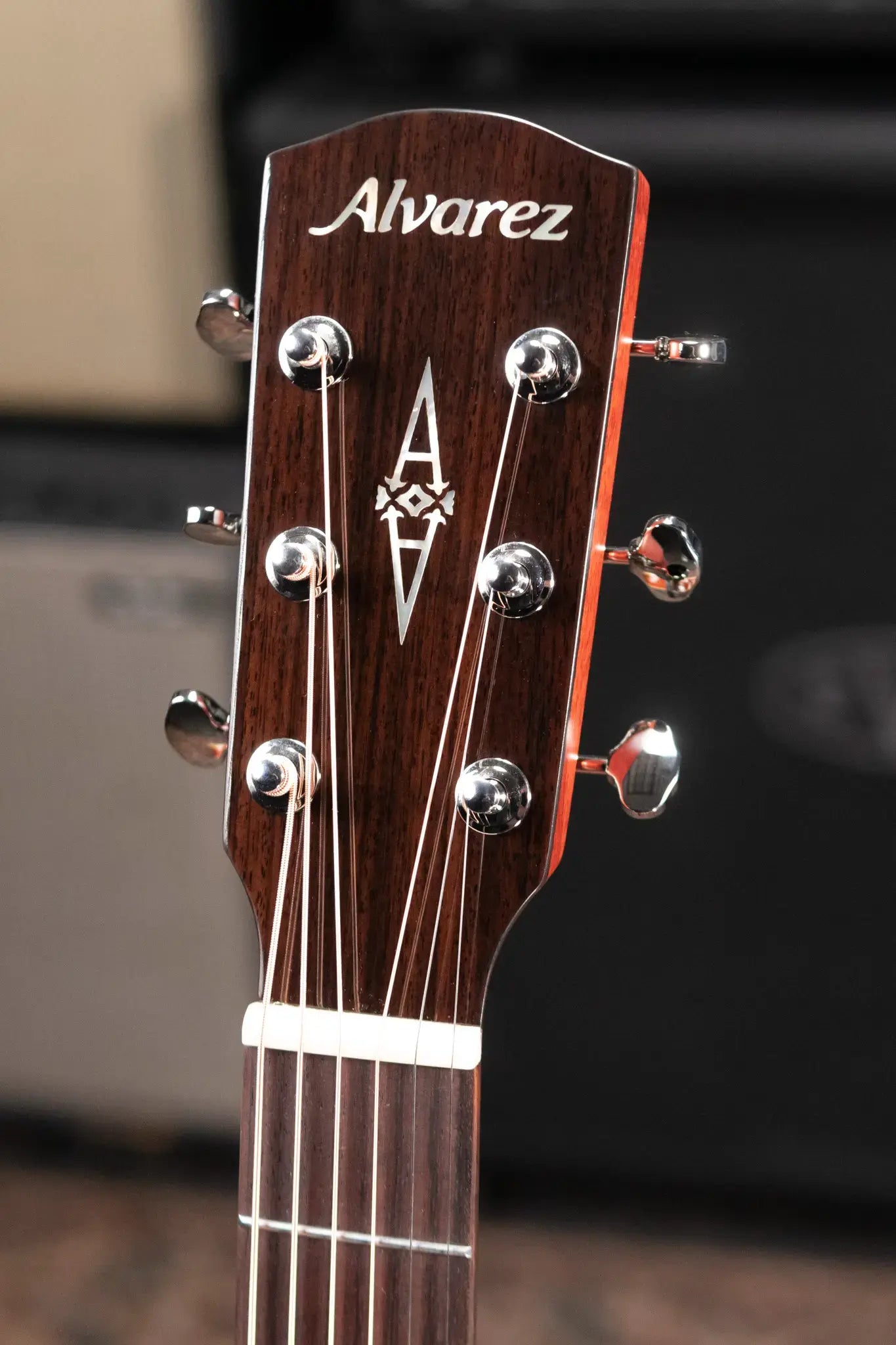 Alvarez Masterworks MF60ce Folk/OM Acoustic/Electric Guitar - Shadowburst with Hardshell Case