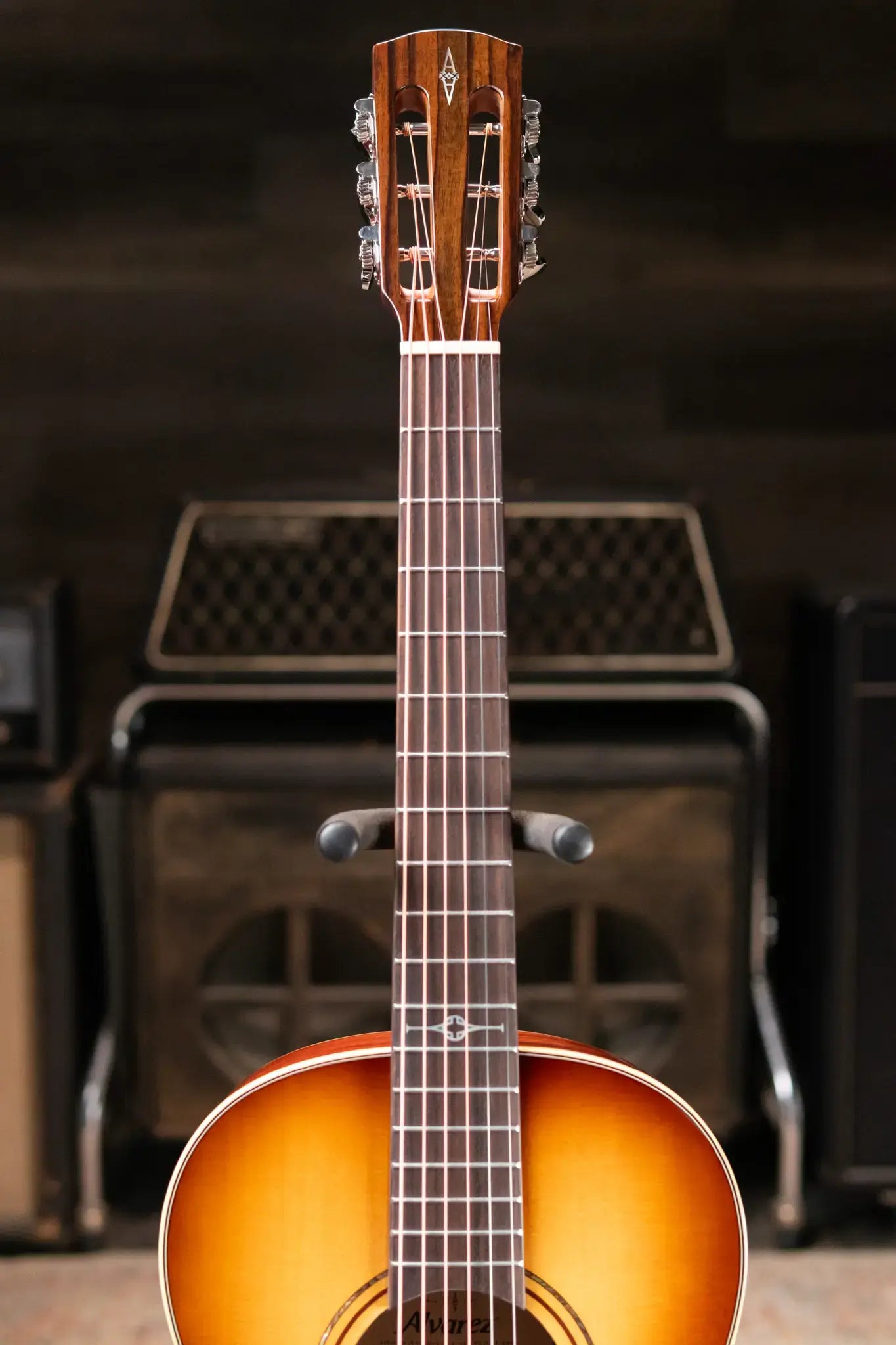 Alvarez Masterworks MP60e Parlor Acoustic/Electric Guitar - Shadowburst with Hardshell Case