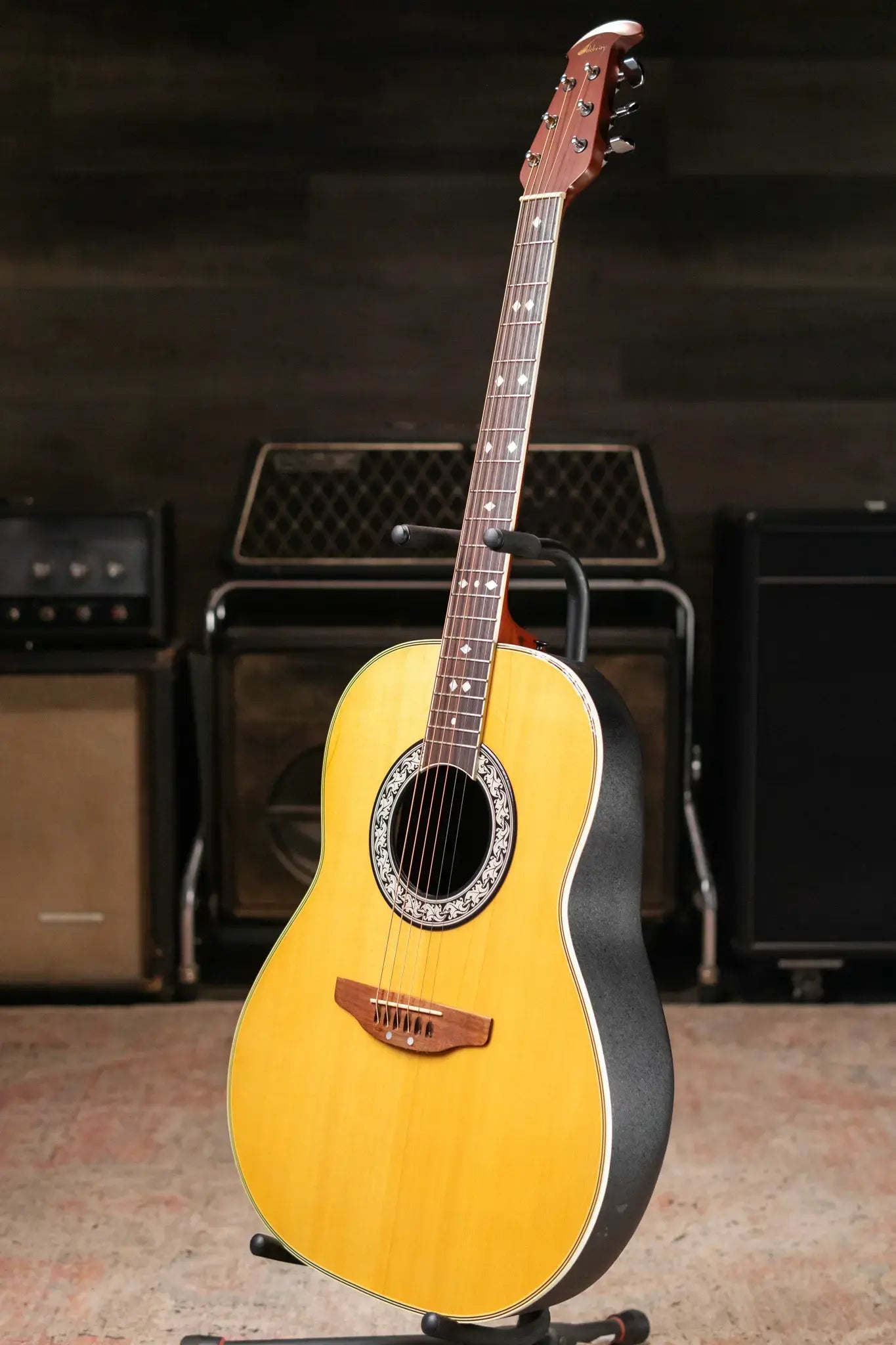 Celebrity by Ovation CC67 Acoustic-Electric Guitar with Hardshell Case - Used