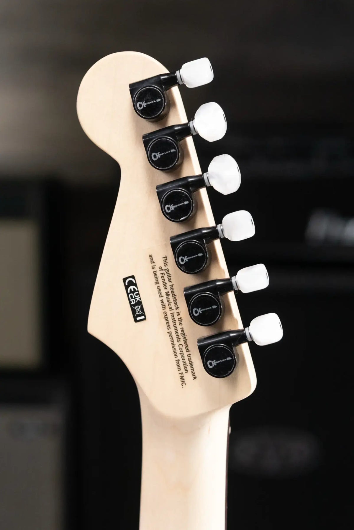 Charvel Jake E Lee Signature Pro-Mod So-Cal Style 1 HSS HT RW Electric Guitar - Pearl White
