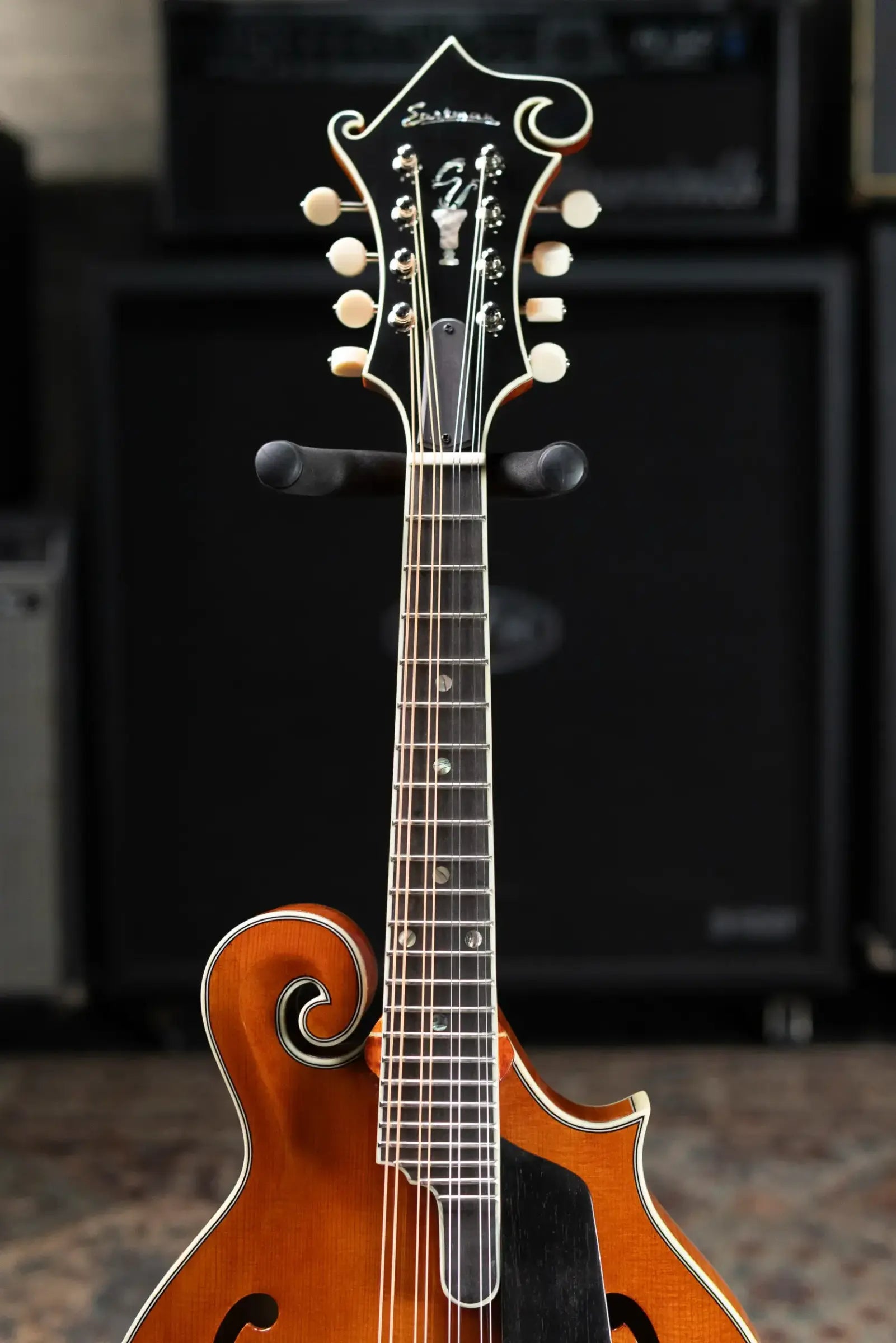 Eastman MD815PGE-HB F-Style Acoustic/Electric Mandolin - Honeyburst with Hardshell Case