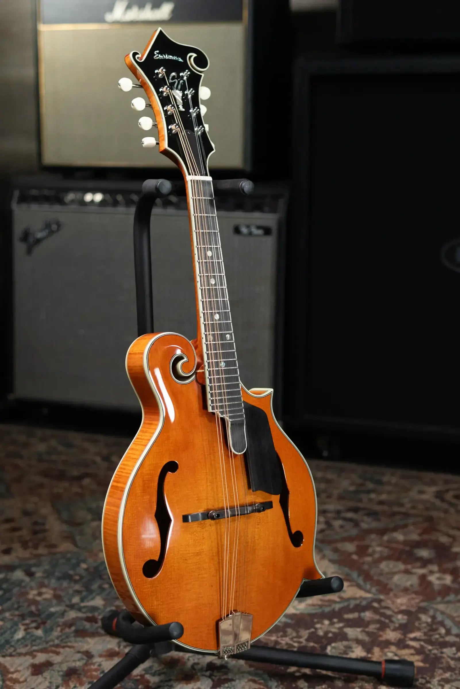 Eastman MD815PGE-HB F-Style Acoustic/Electric Mandolin - Honeyburst with Hardshell Case