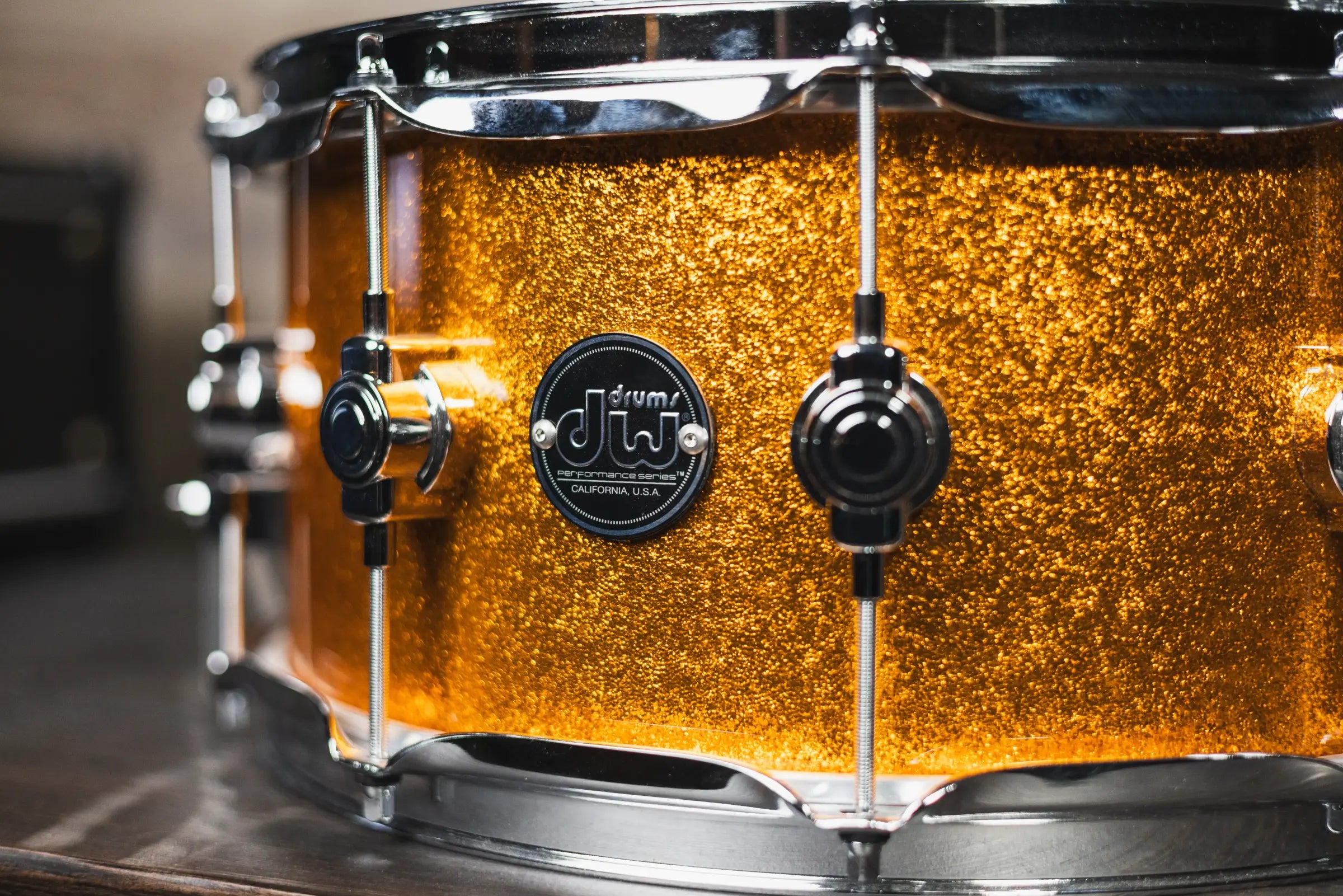 DW Performance Series 6.5”x14” Snare Drum Gold Sparkle - Used