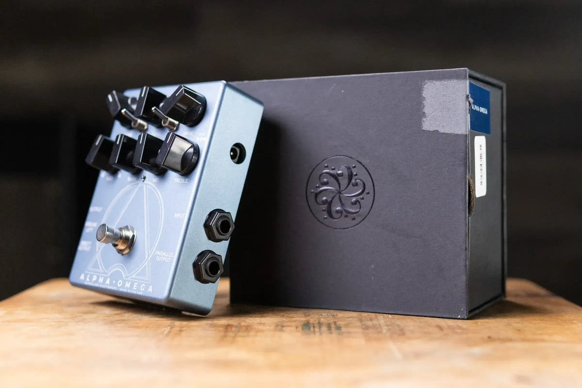 Darkglass Alpha Omega Bass Preamp Effect Pedal - Used