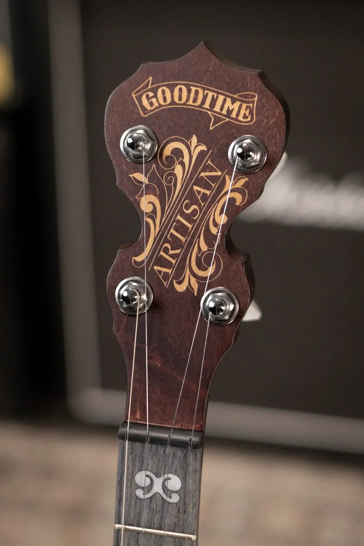 Deering Artisan Goodtime Two Banjo with Resonator