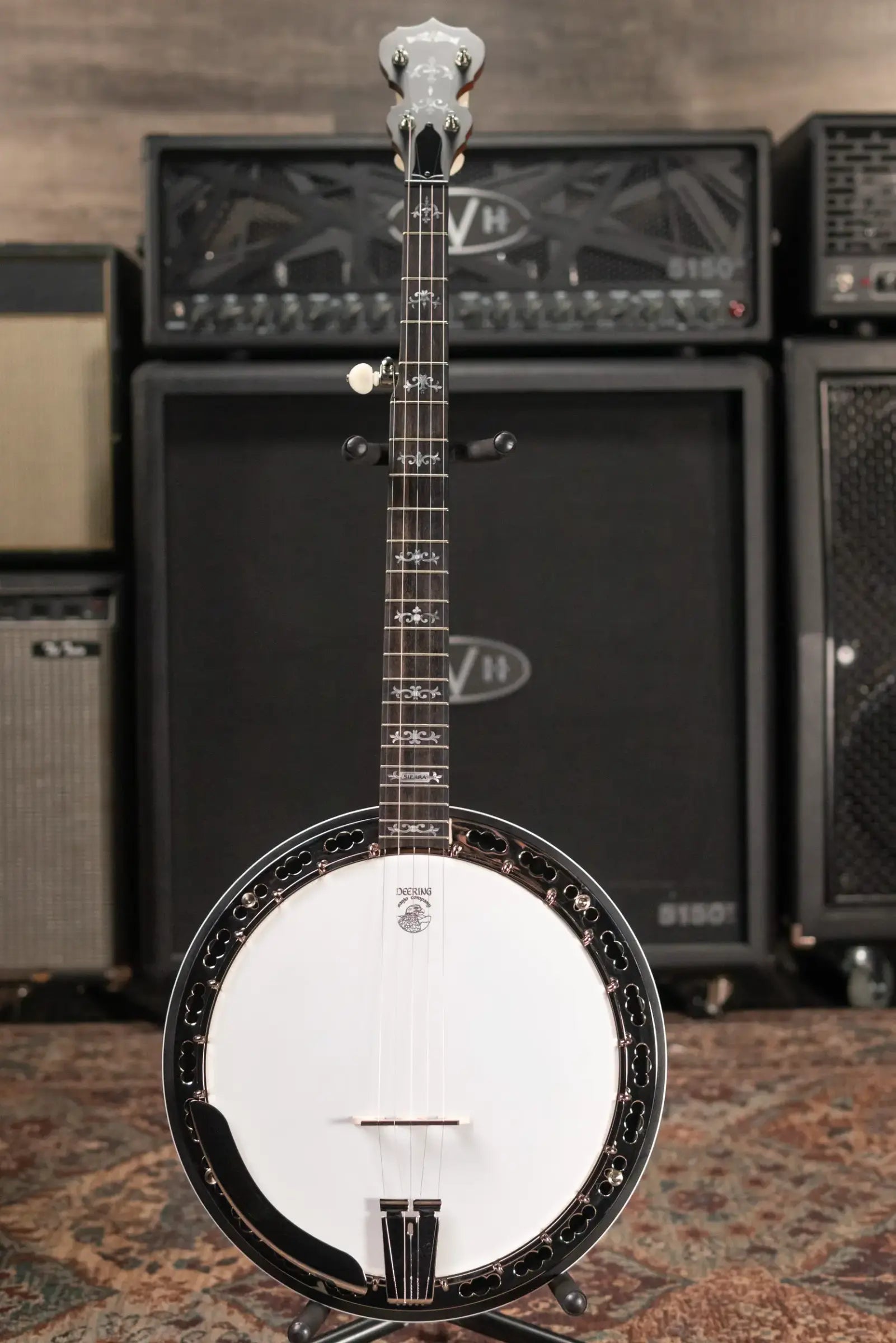 Deering Sierra 5-String Mahogany Banjo with Hardshell Case