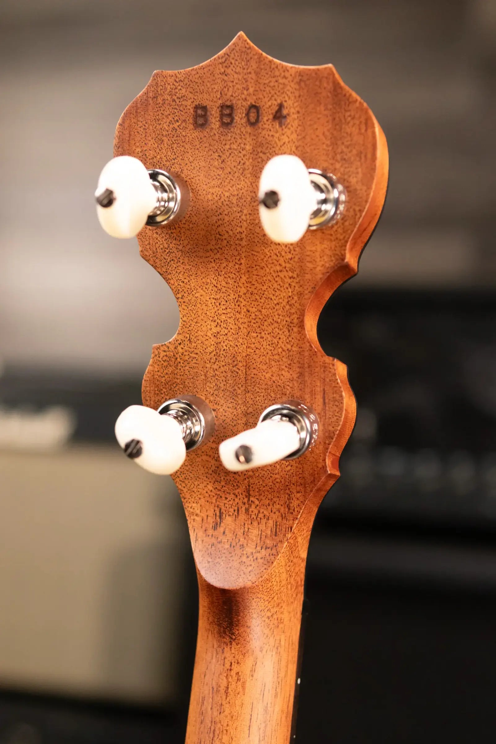 Deering Sierra 5-String Mahogany Banjo with Hardshell Case