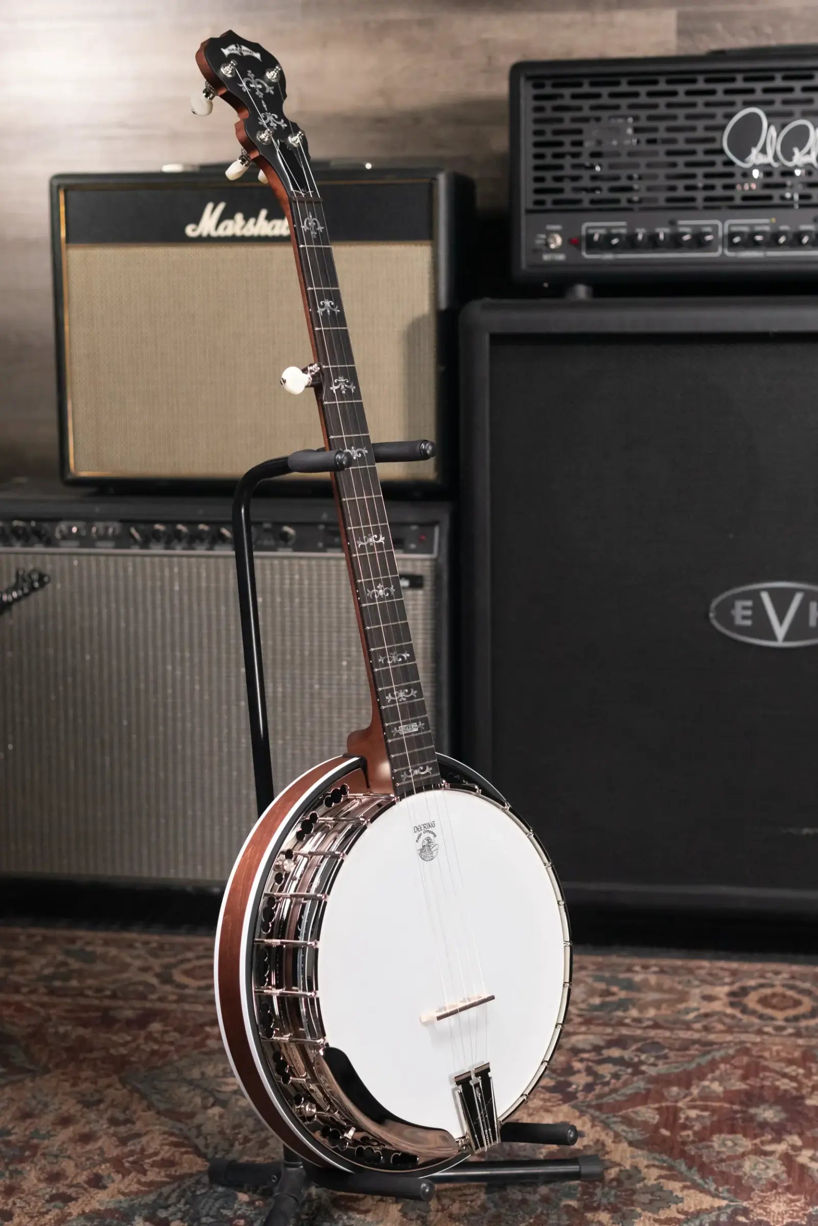 Deering Sierra 5-String Maple Banjo with Hardshell Case