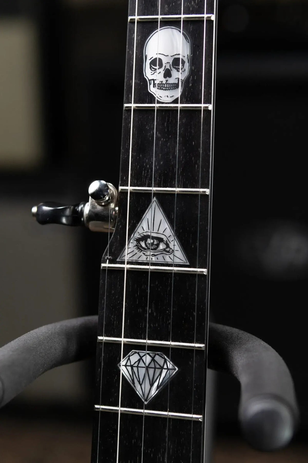 Deering The Scott Avett "Truth" Signature Banjo with Hardshell Case