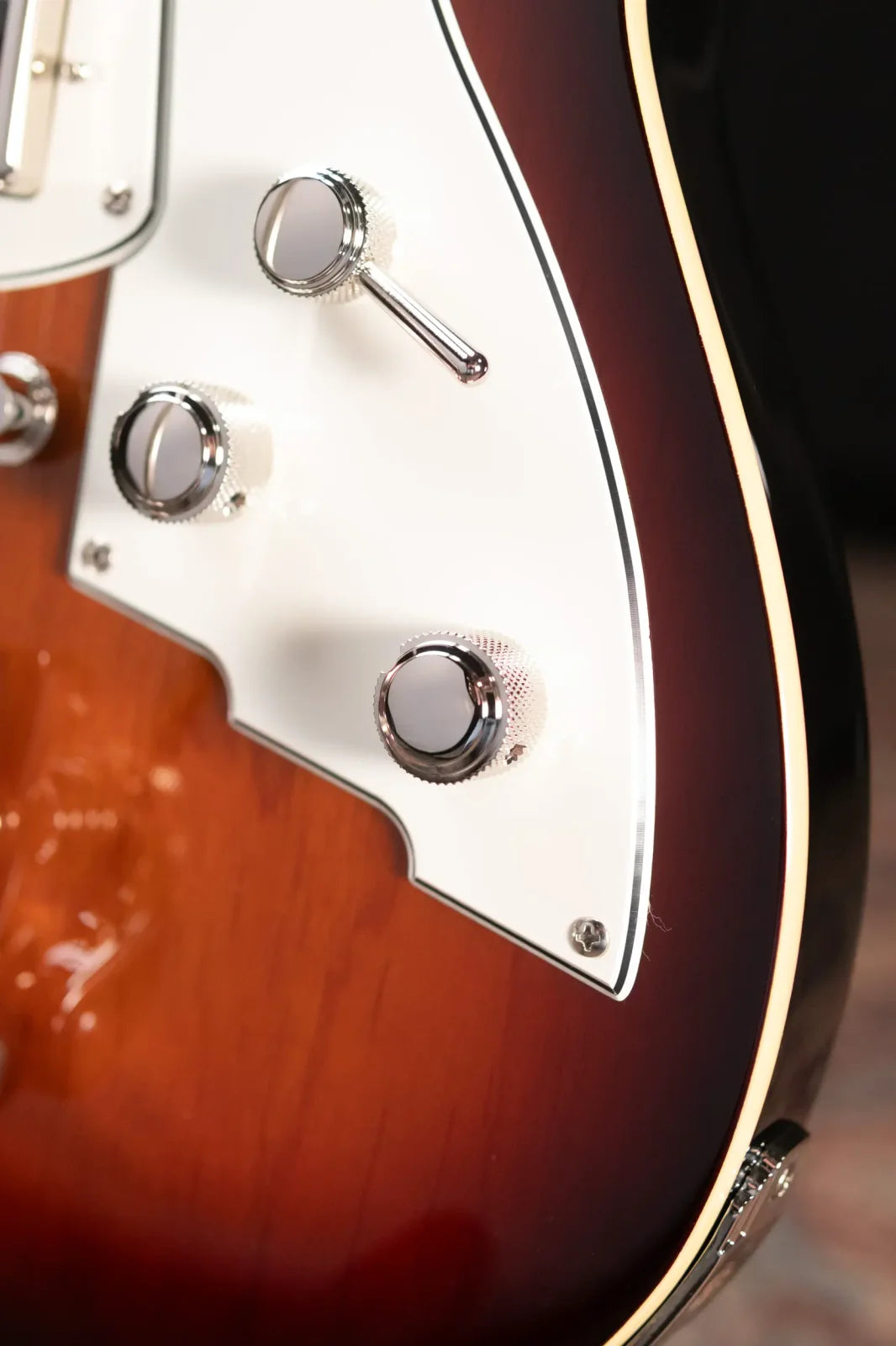 Duesenberg Paloma Electric Guitar - Vintage Burst with Soft Case