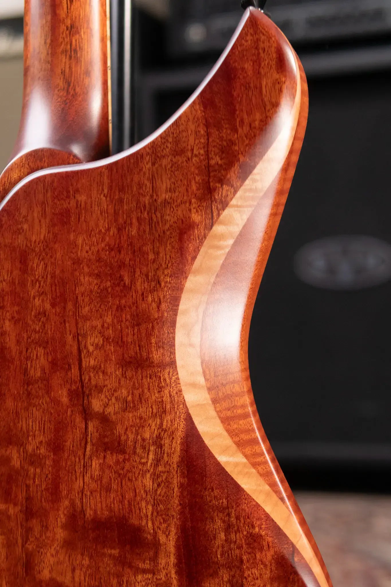 Dunable USA Custom Shop Yeti Electric Guitar - Natural with Hardshell Case