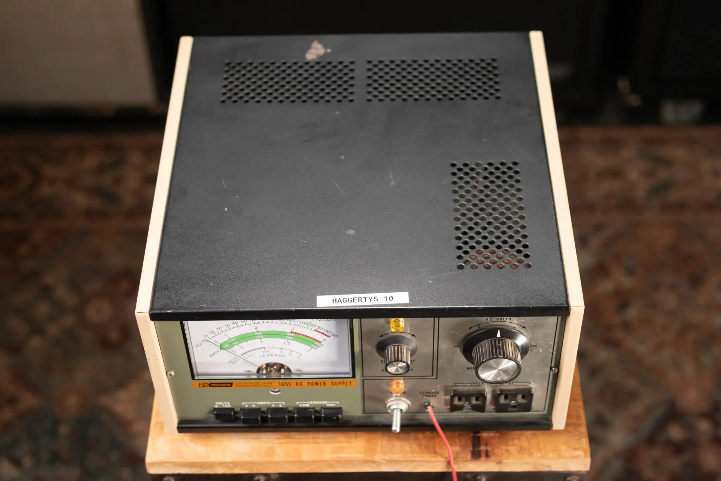 B+K Precision DynaScan Corporation 1655 Variable AC Power Supply - Used