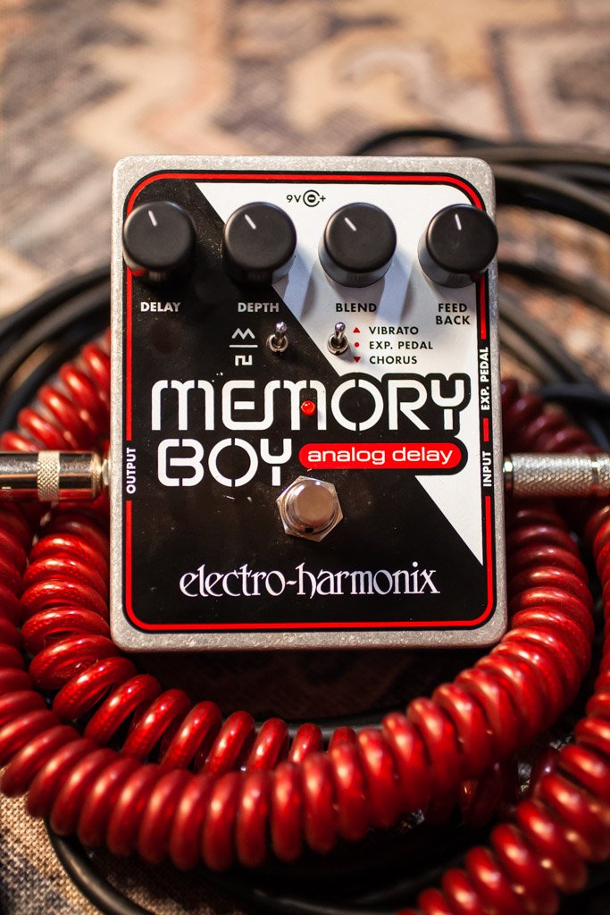 Electro-Harmonix Memory Boy Analog Delay Pedal