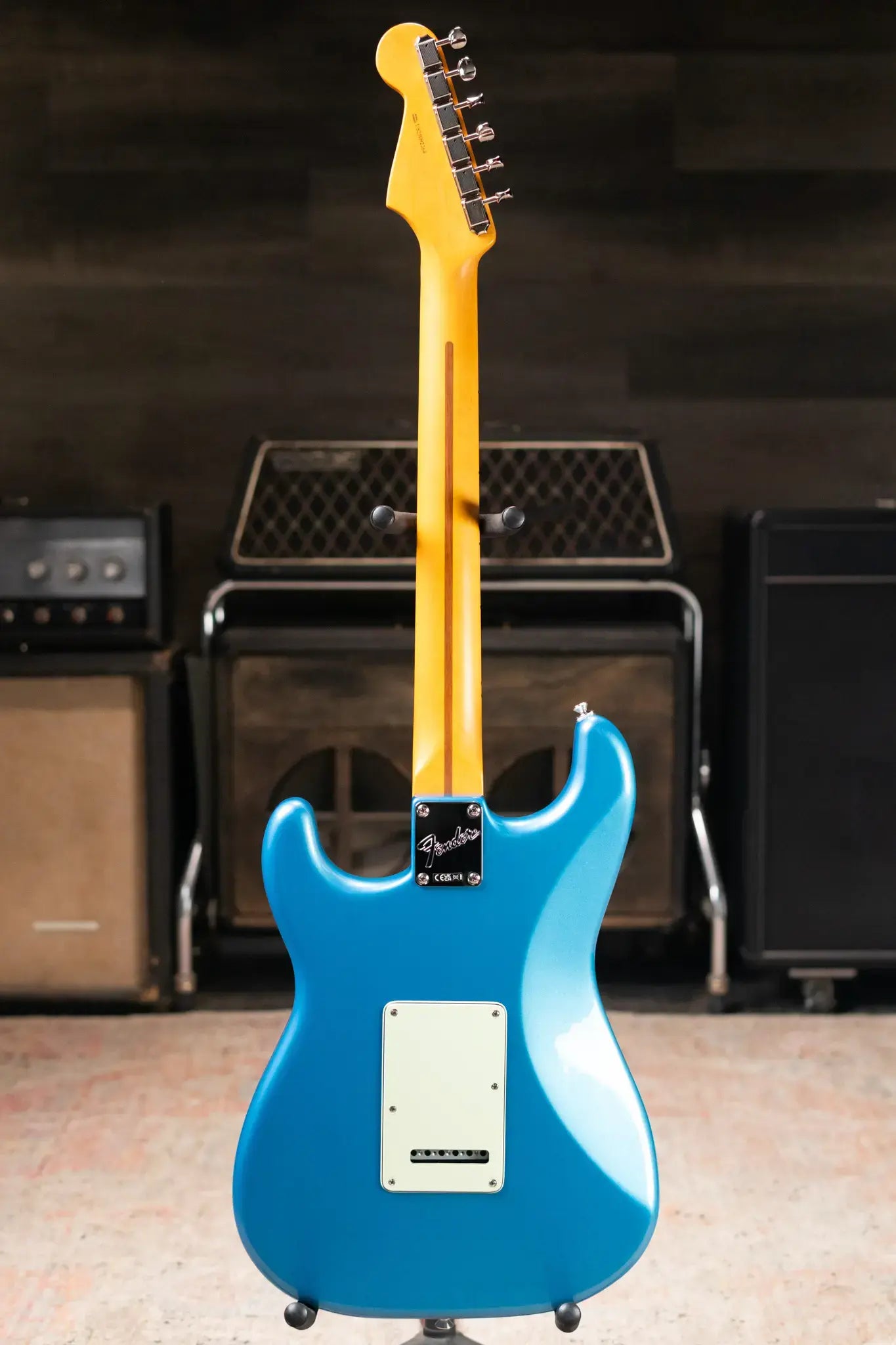 Fender American Professional Classic Stratocaster Electric Guitar - Faded Lake Placid Blue with Gig Bag