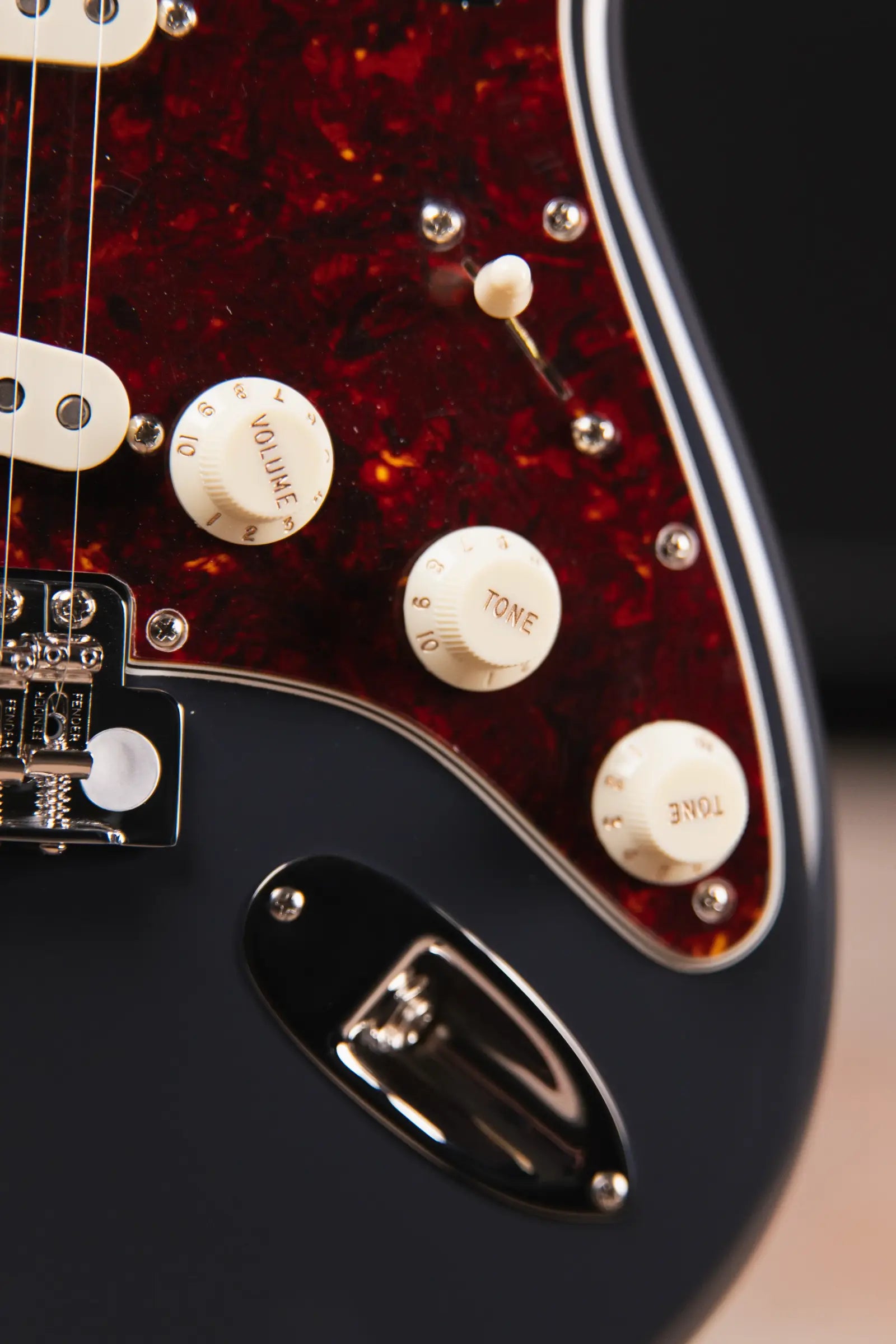 Fender American Professional Classic Stratocaster - Faded Black with Gig Bag