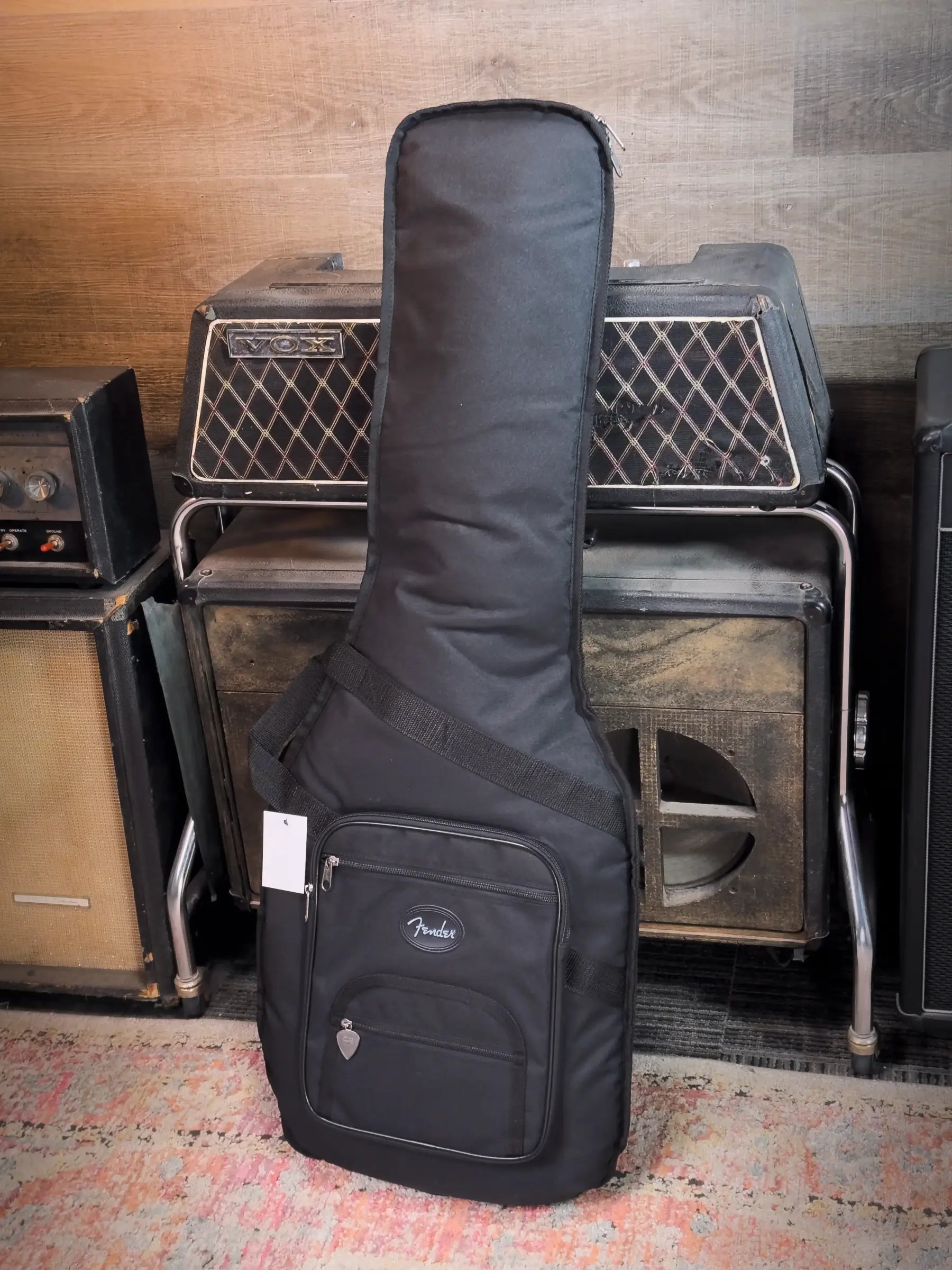 Fender American Professional Classic Stratocaster - Faded Black with Gig Bag