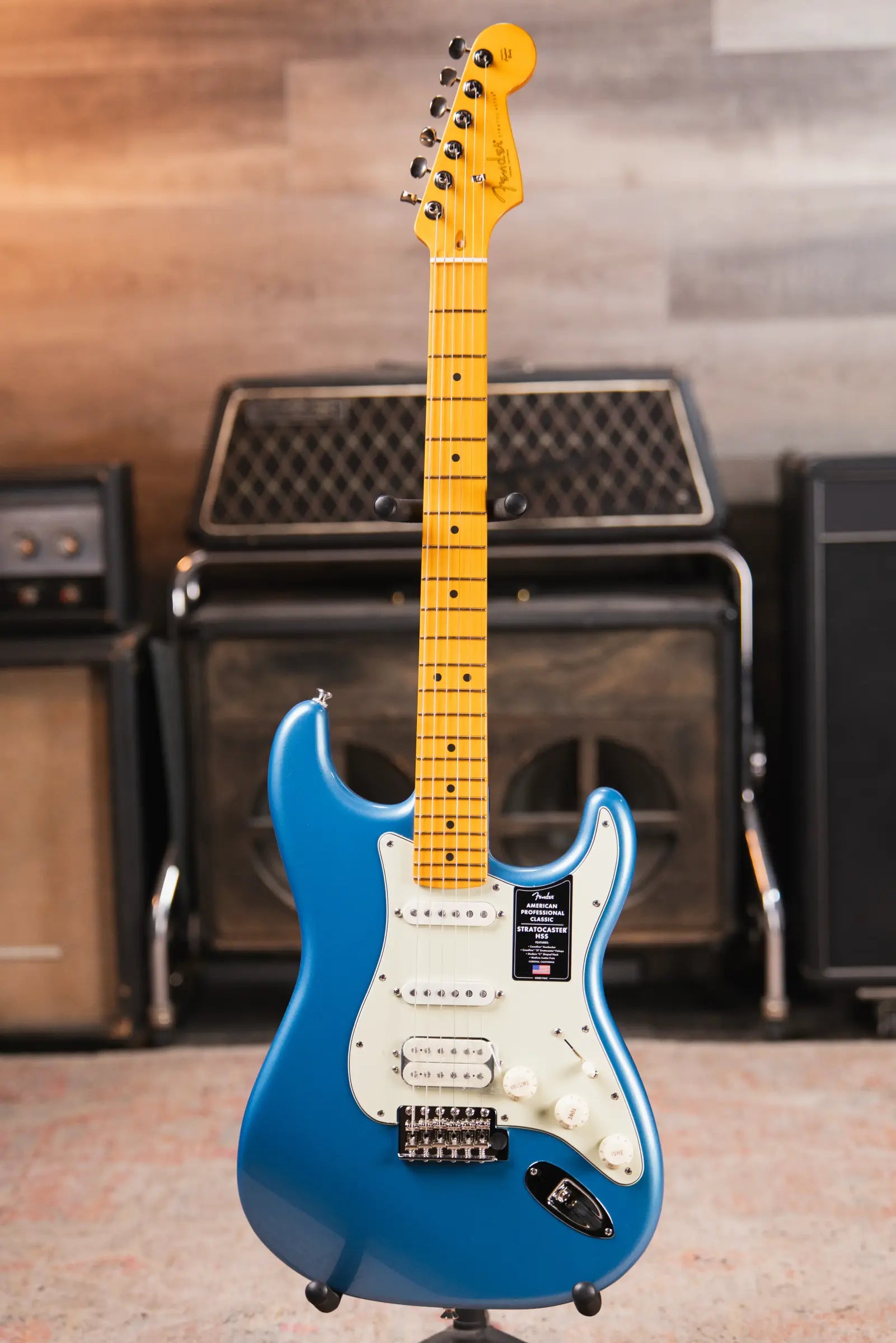 Fender American Professional Classic Stratocaster HSS Electric Guitar - Faded Lake Placid Blue with Gig Bag