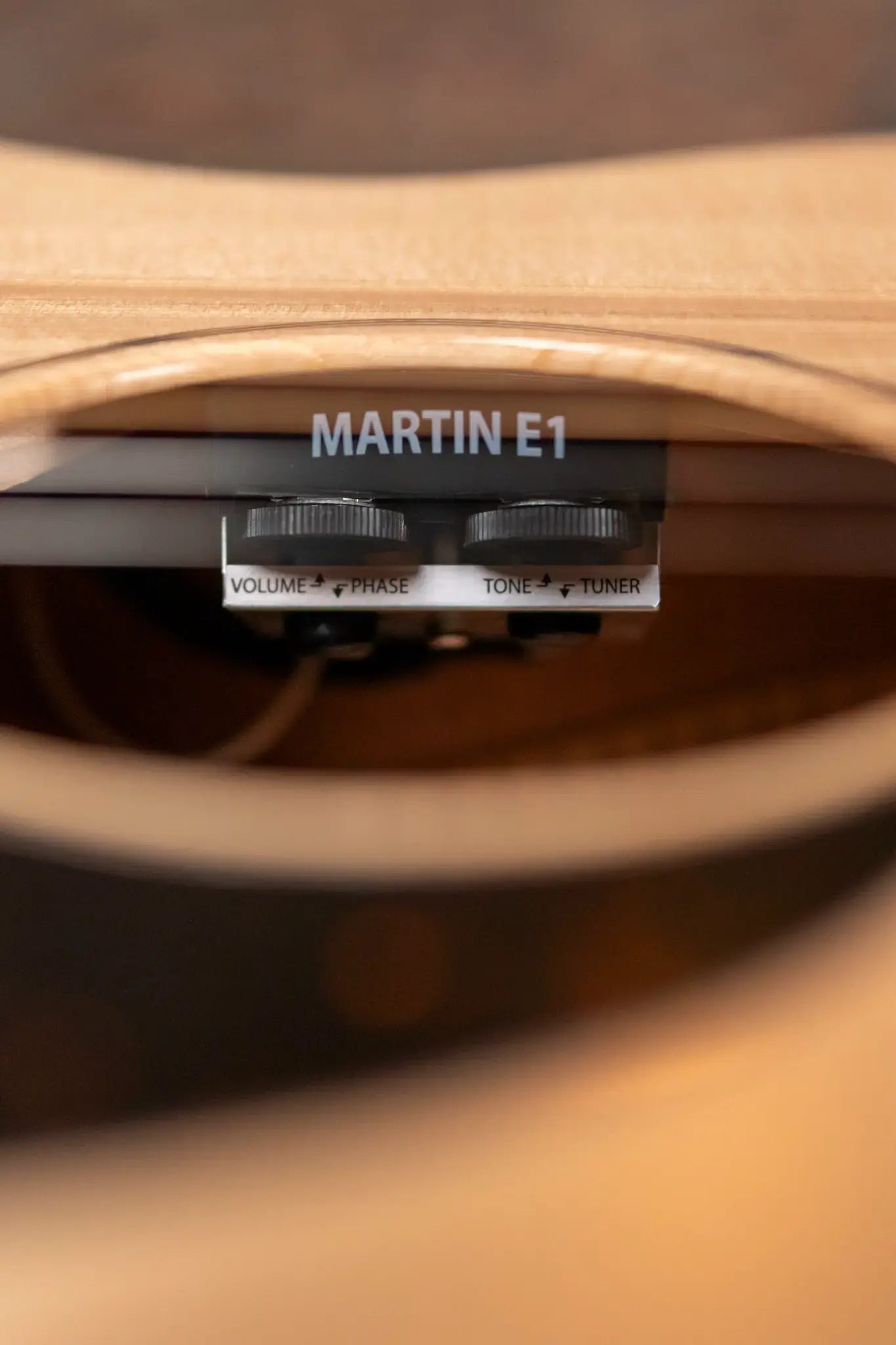 Martin 00-10E Special Acoustic/Electric with Gig Bag - Demo