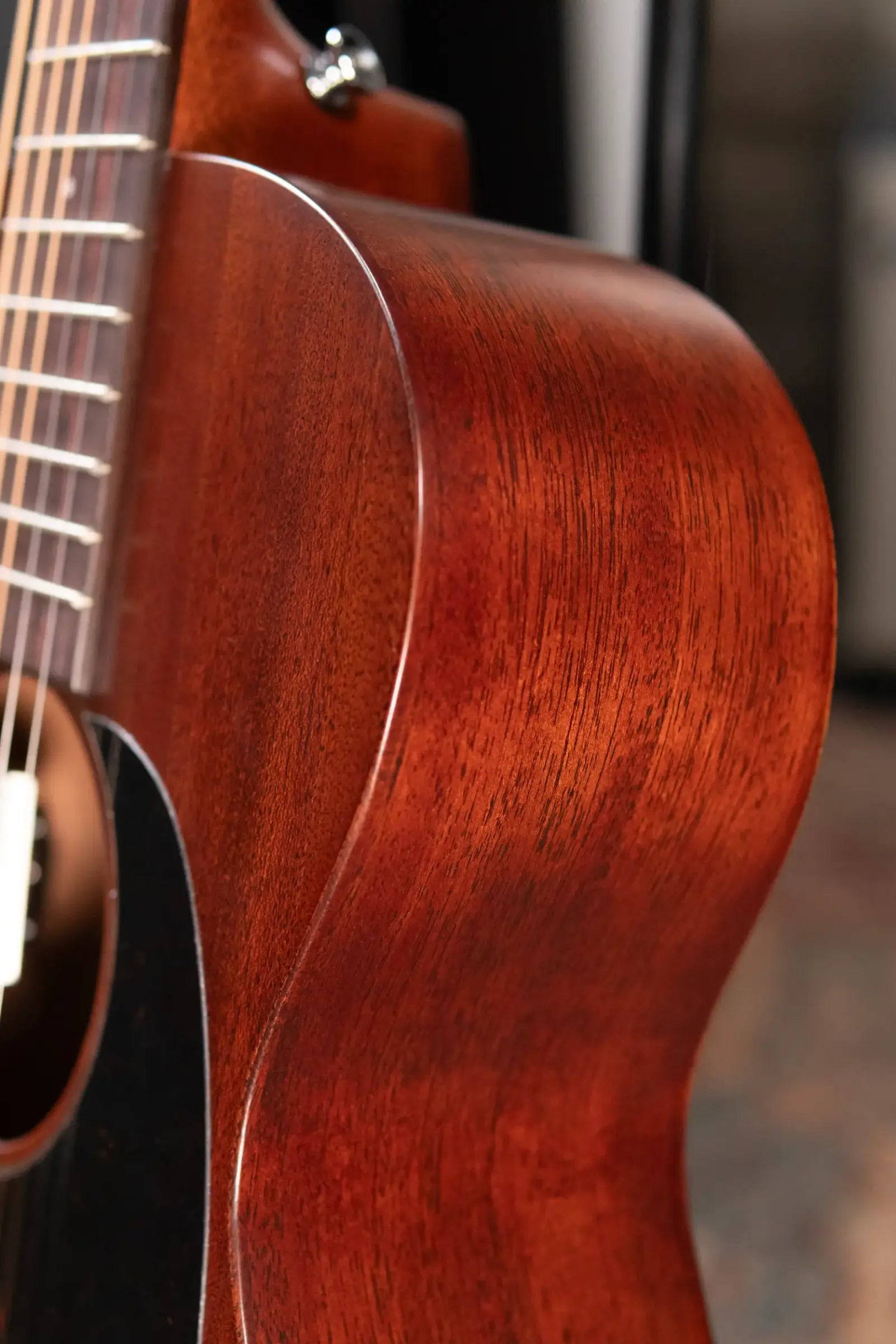 Martin 0-10E Retro Jason Isbell Signature Acoustic/Electric Guitar with Gig Bag