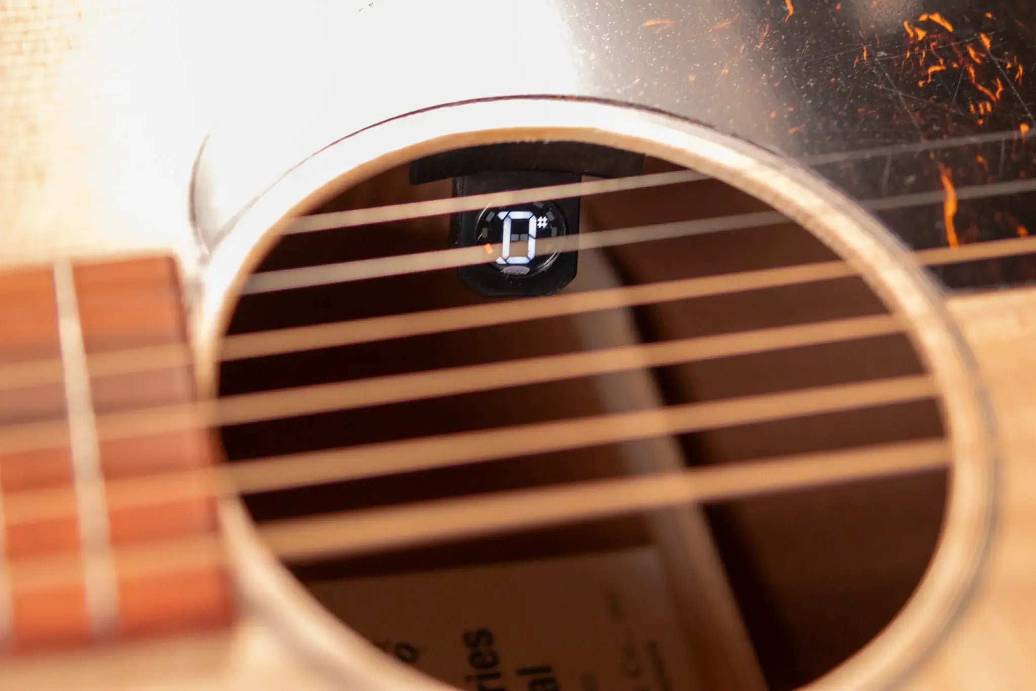 Martin OMC-10E Acoustic/Electric with Gig Bag