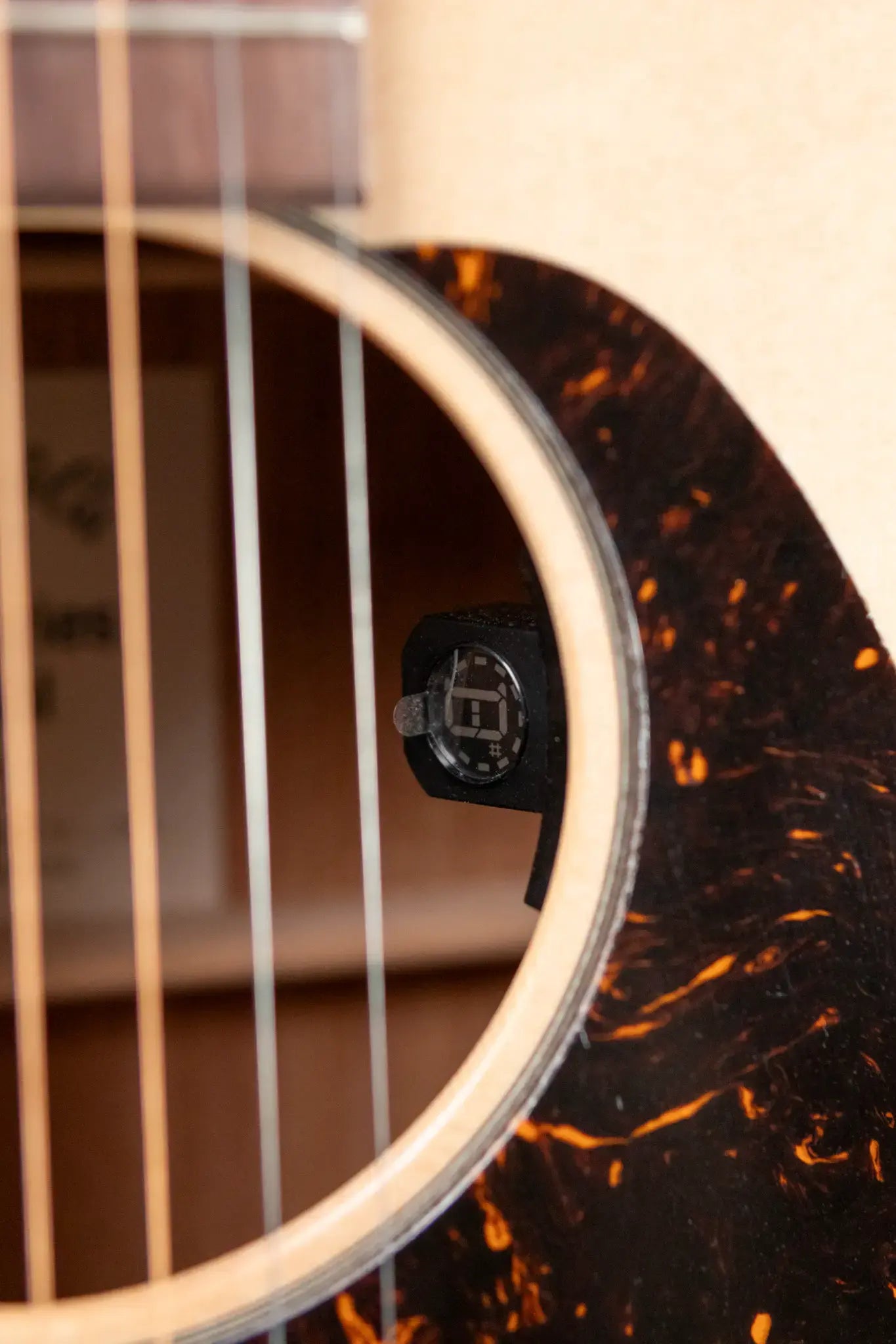 Martin OMC-10E Acoustic/Electric with Gig Bag