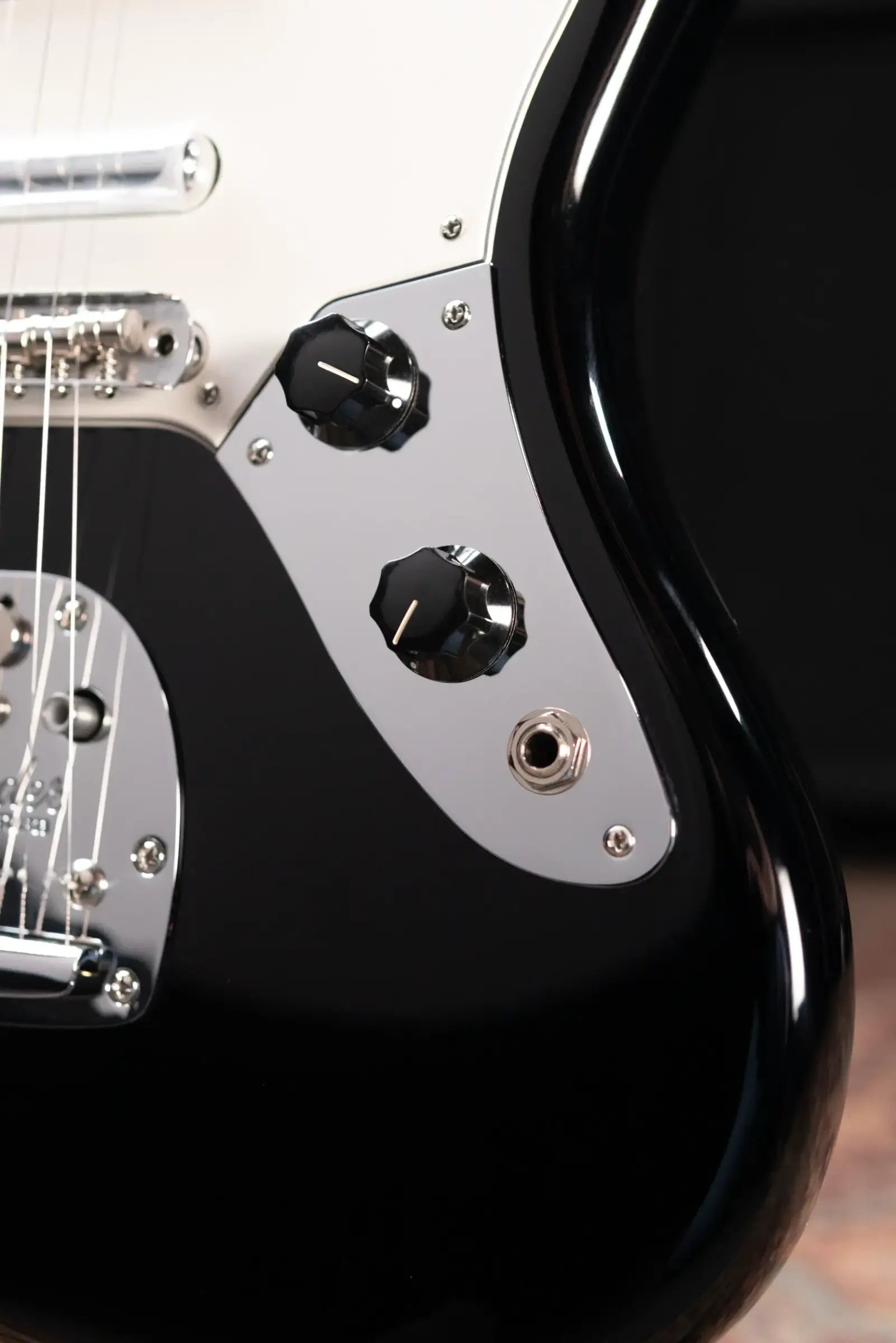 Fender Limited Edition Johnny Marr Signature Special Jaguar Electric Guitar - Black with Hardshell Case