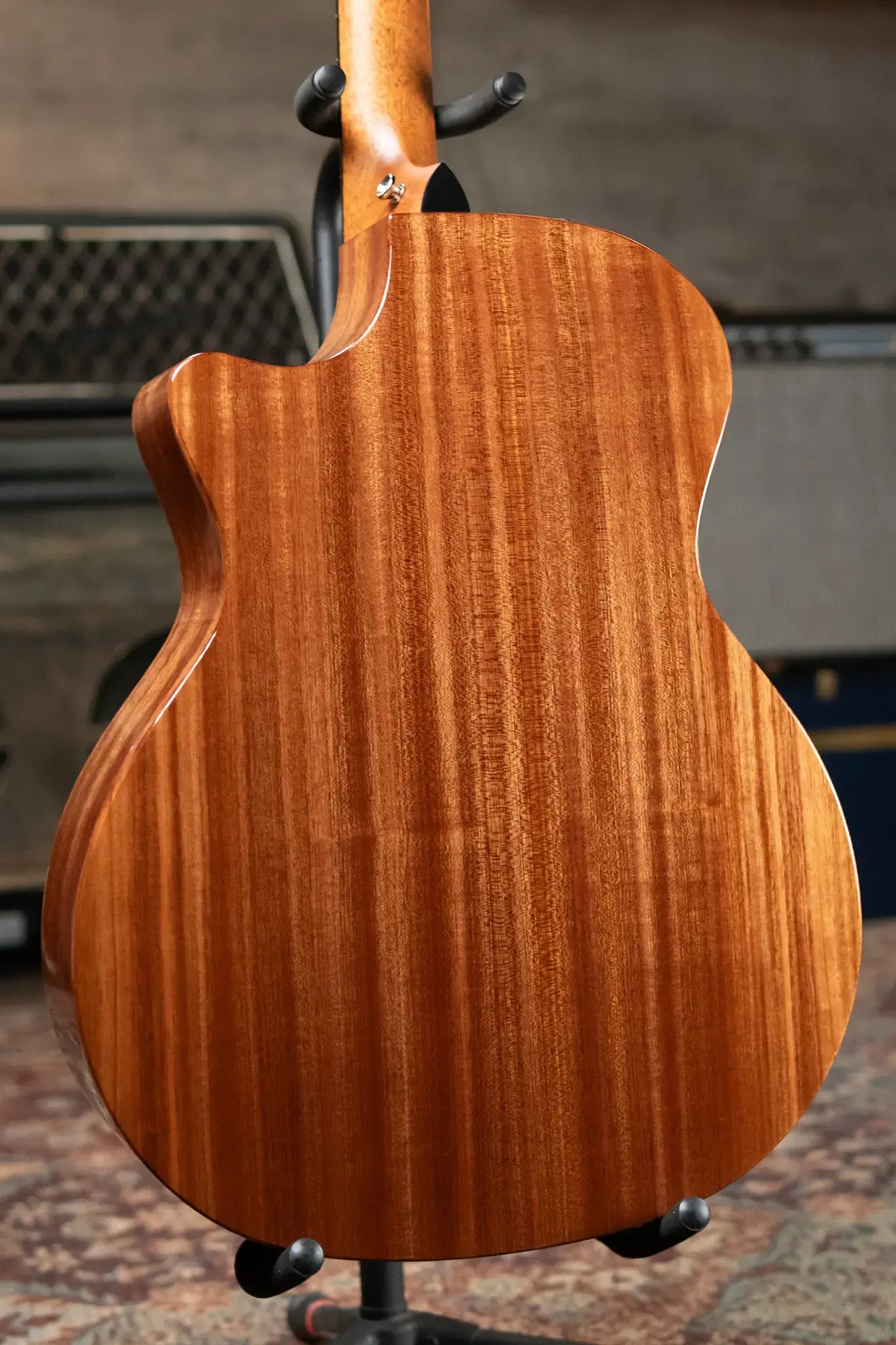 Taylor 314ce Studio Special Edition Grand Auditorium Acoustic/Electric with Hardshell Case