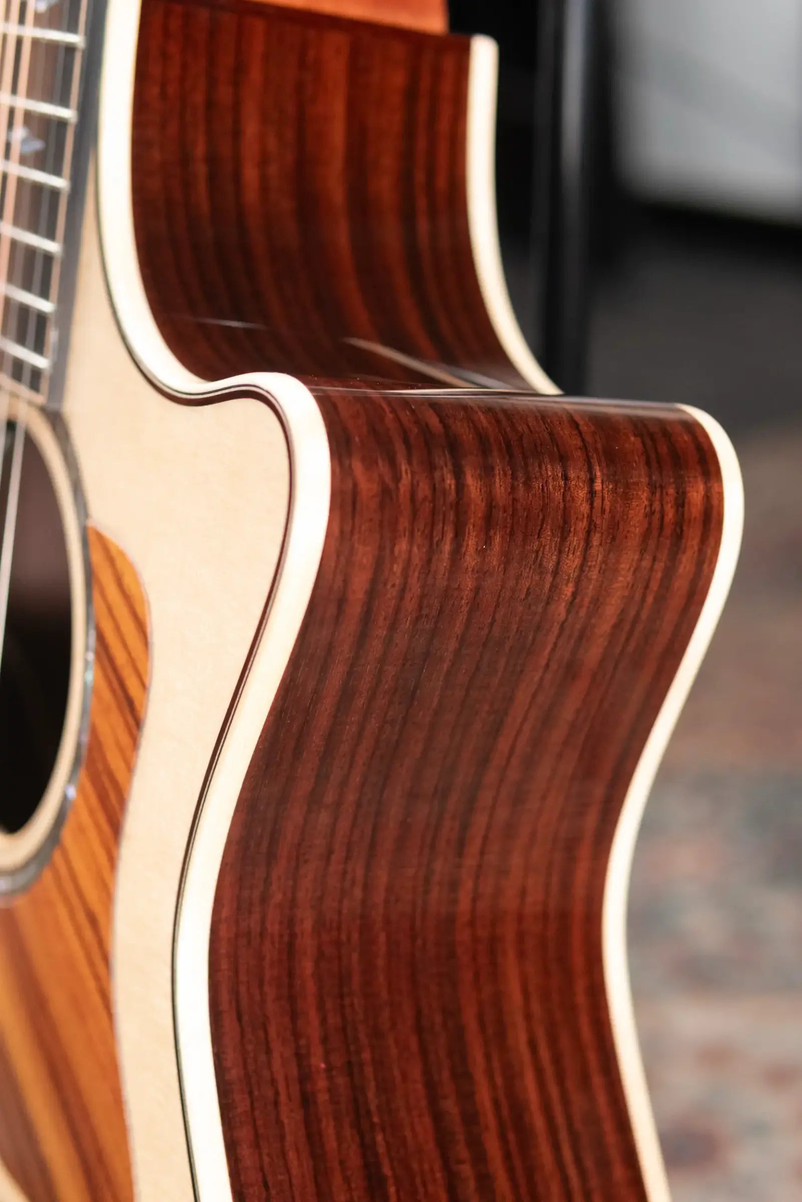 Taylor Next Generation 814ce Grand Auditorium Acoustic/Electric Guitar with Hardshell Case