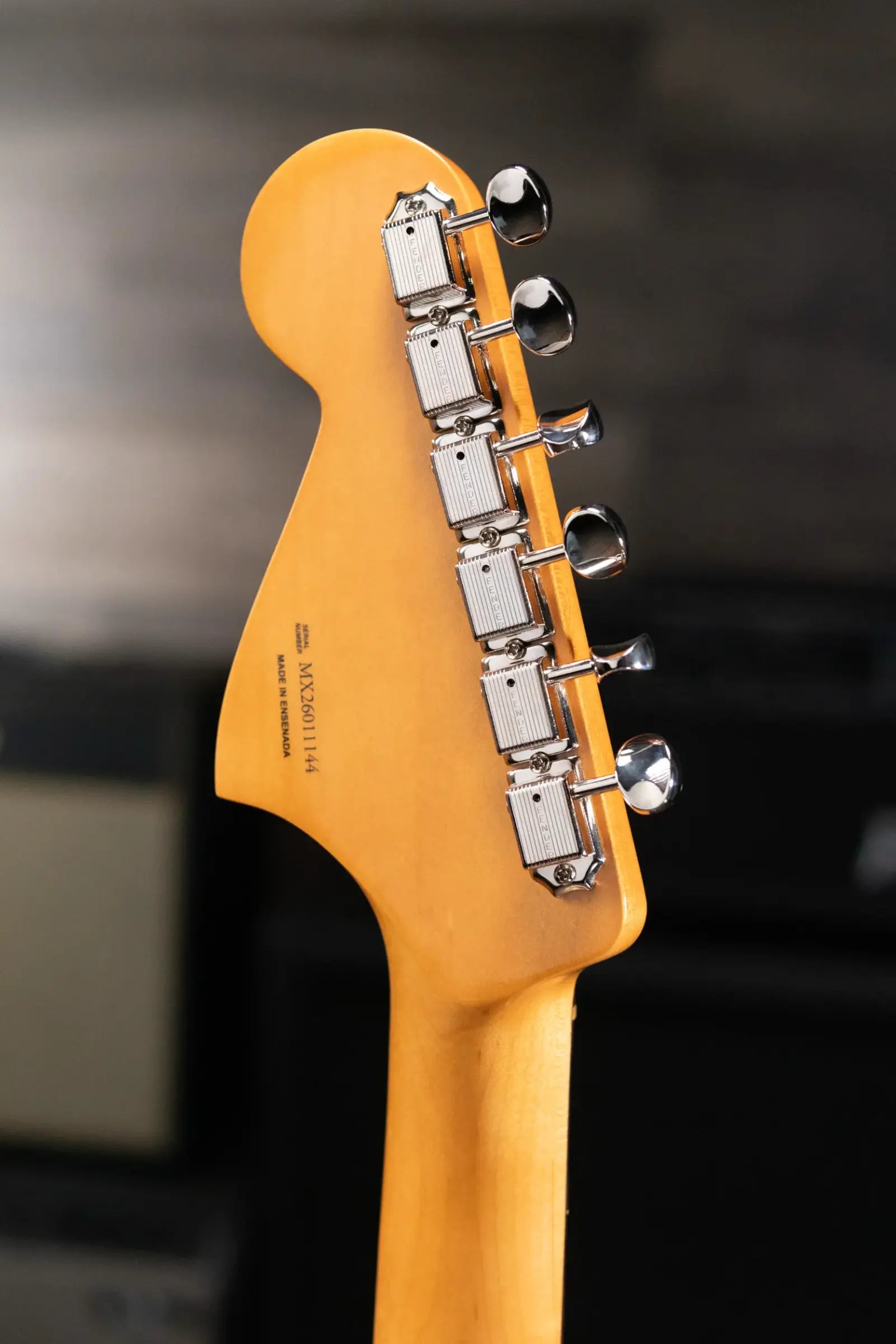 Fender Vintera III Early '60s Bass VI - Olympic White with Gig Bag