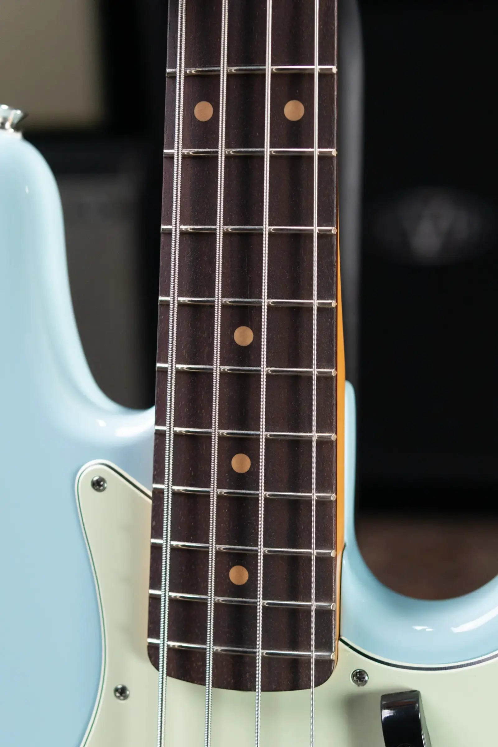 Fender Vintera III Early '60s Jazz Bass - Sonic Blue with Gig Bag