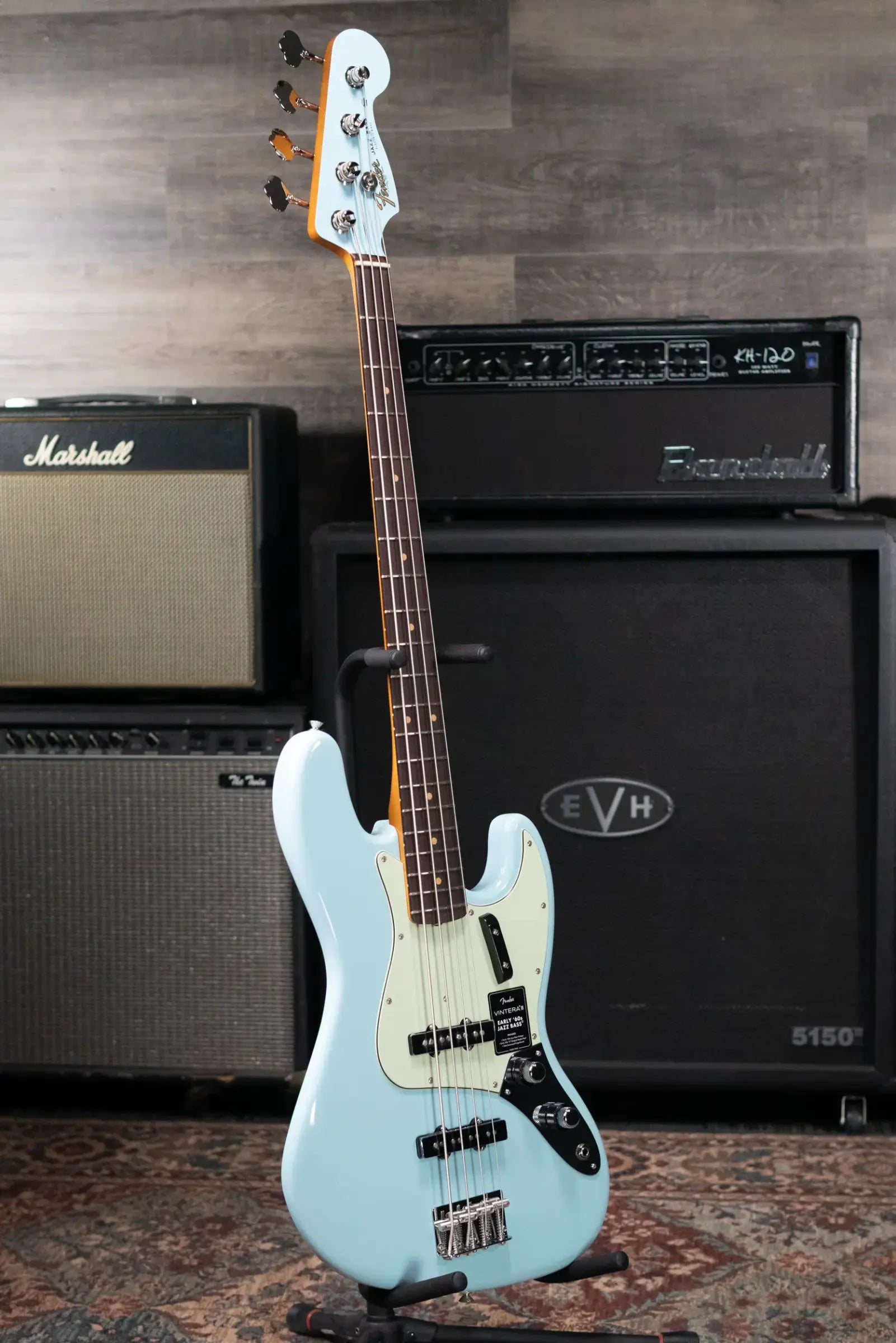 Fender Vintera III Early '60s Jazz Bass - Sonic Blue with Gig Bag