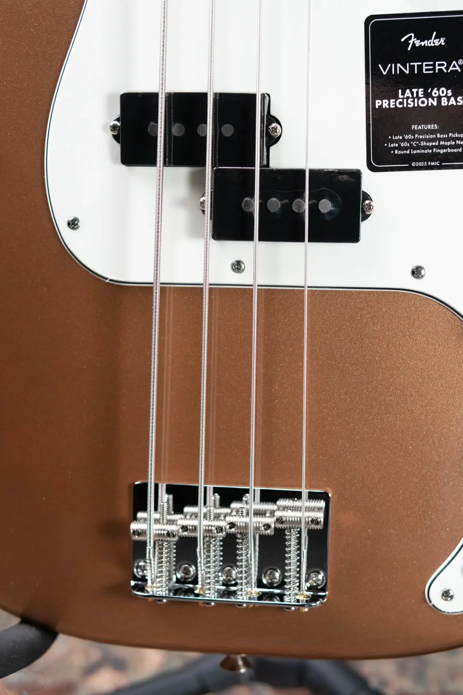 Fender Vintera III Late '60s Precision Bass - Firemist Gold with Gig Bag