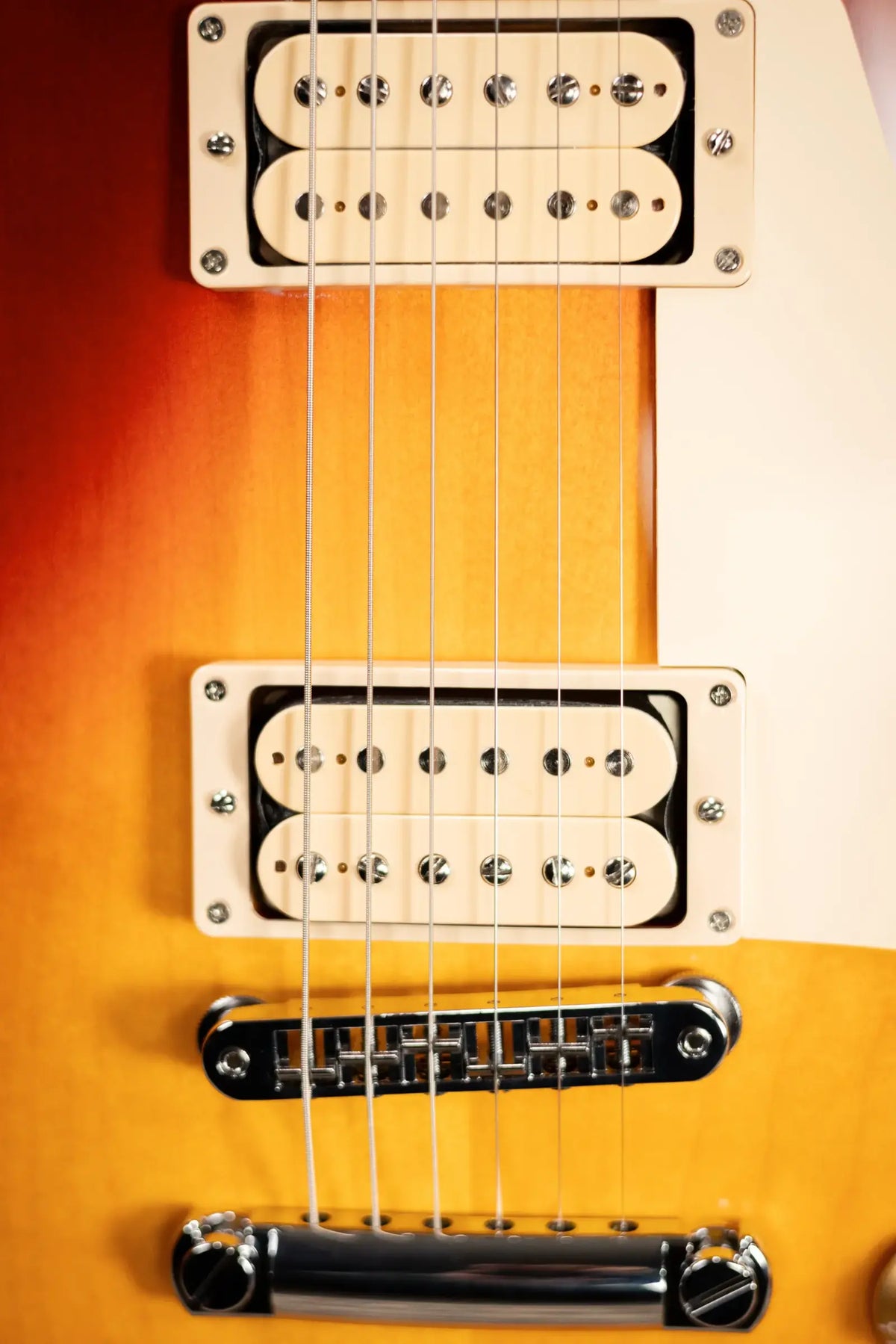 Gibson Les Paul Studio Double Trouble Electric Guitar - Cherry Sunburst with Gig Bag - Demo