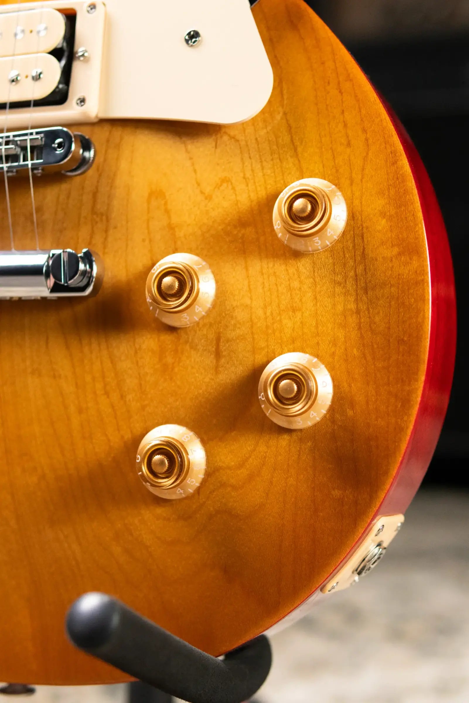 Gibson Les Paul Studio Double Trouble Electric Guitar - Dirty Lemon Burst/Cherry Back with Gig Bag